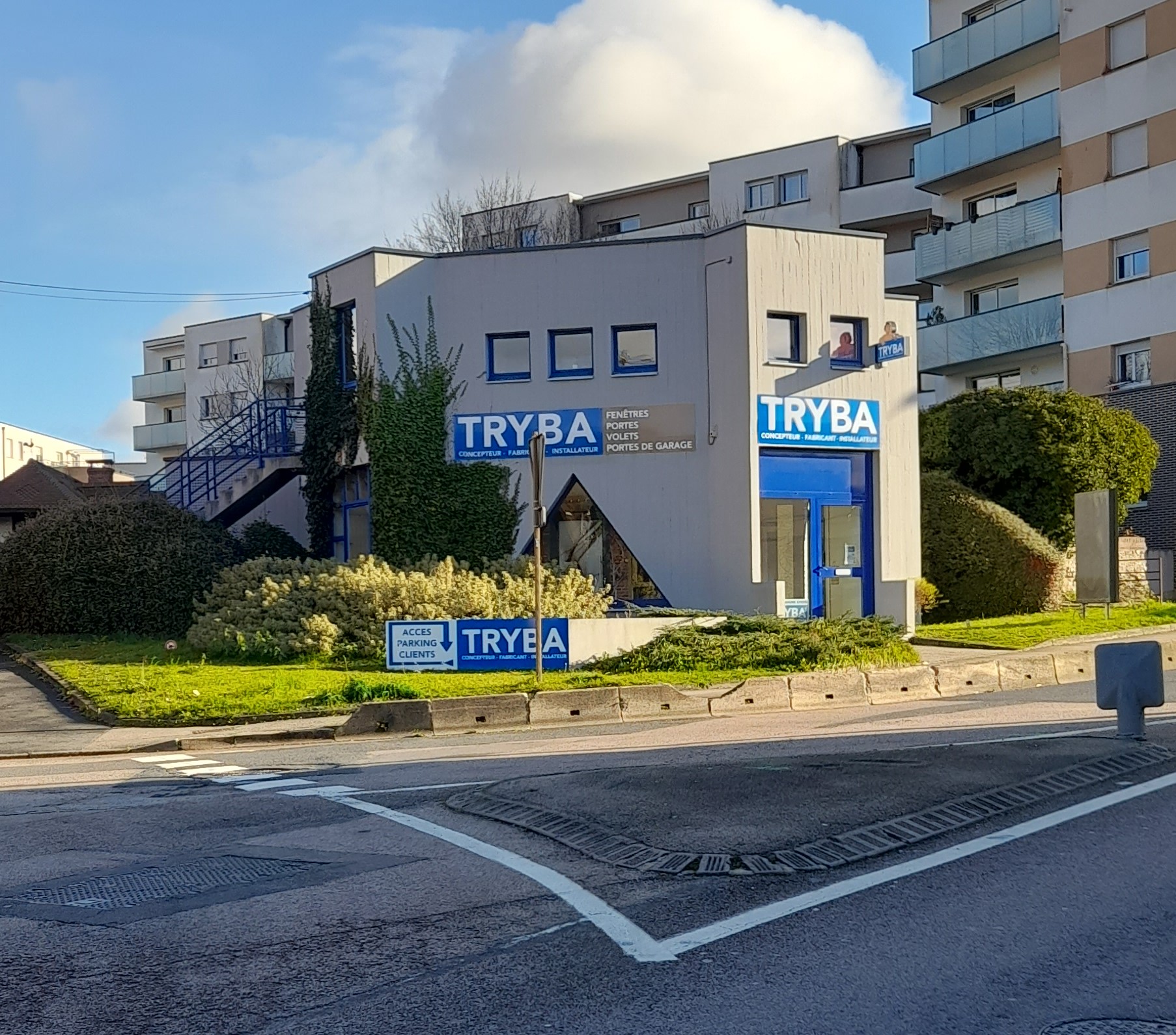 Foto 1 di TRYBA Maromme