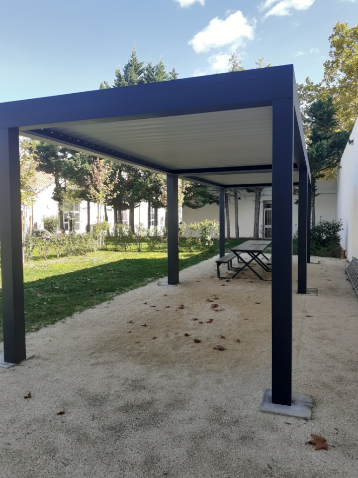 Foto 131 di TRYBA Nîmes