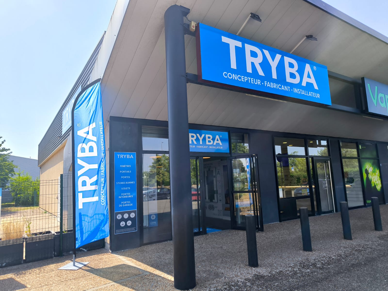 Foto 1 di TRYBA Dreux