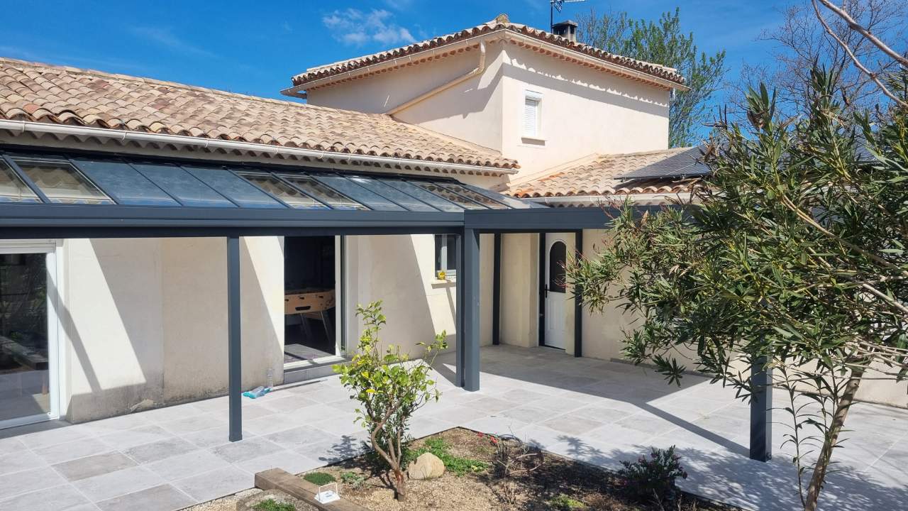 Foto 181 di TRYBA Nîmes