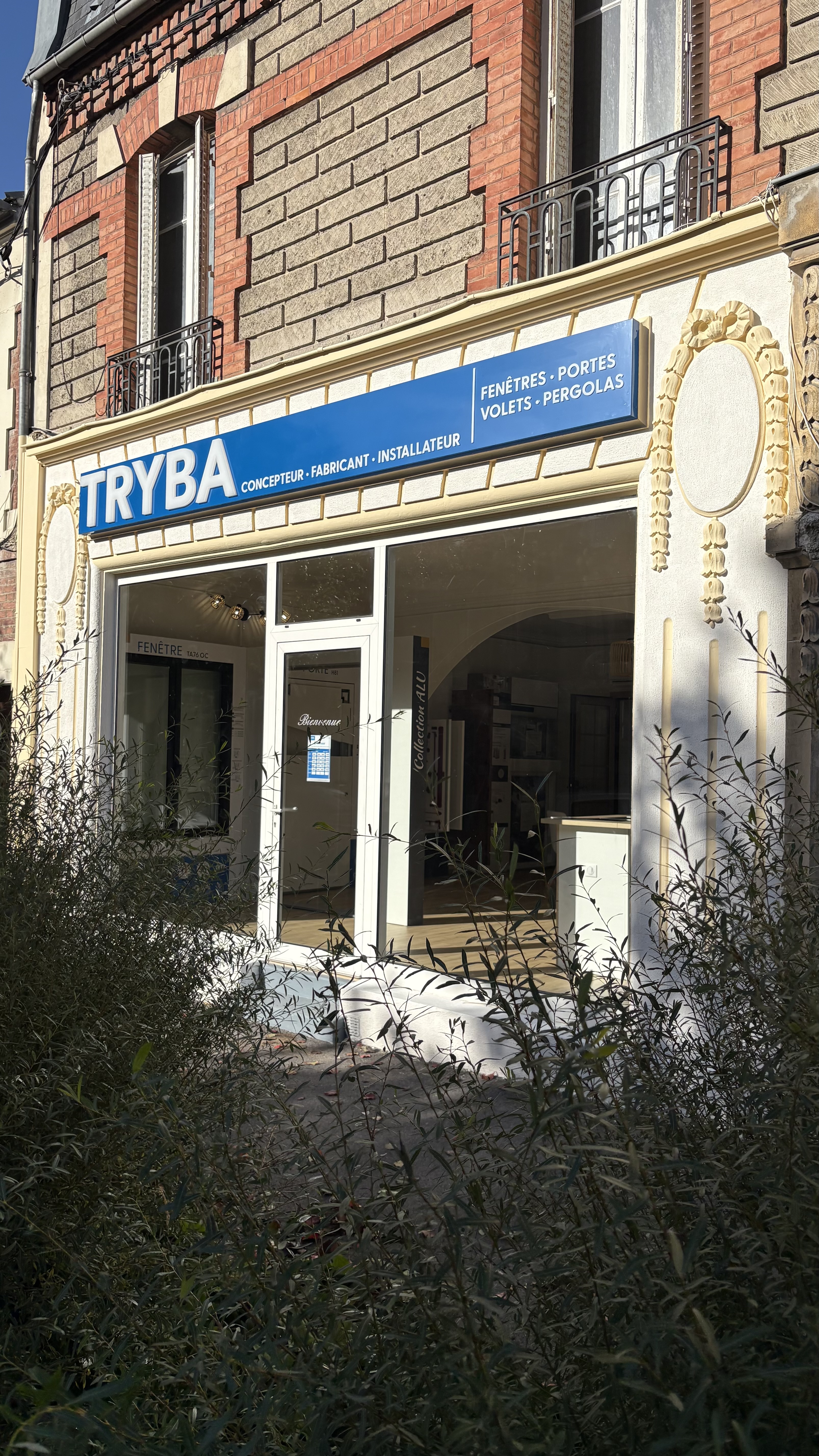 Foto 1 di TRYBA Soissons