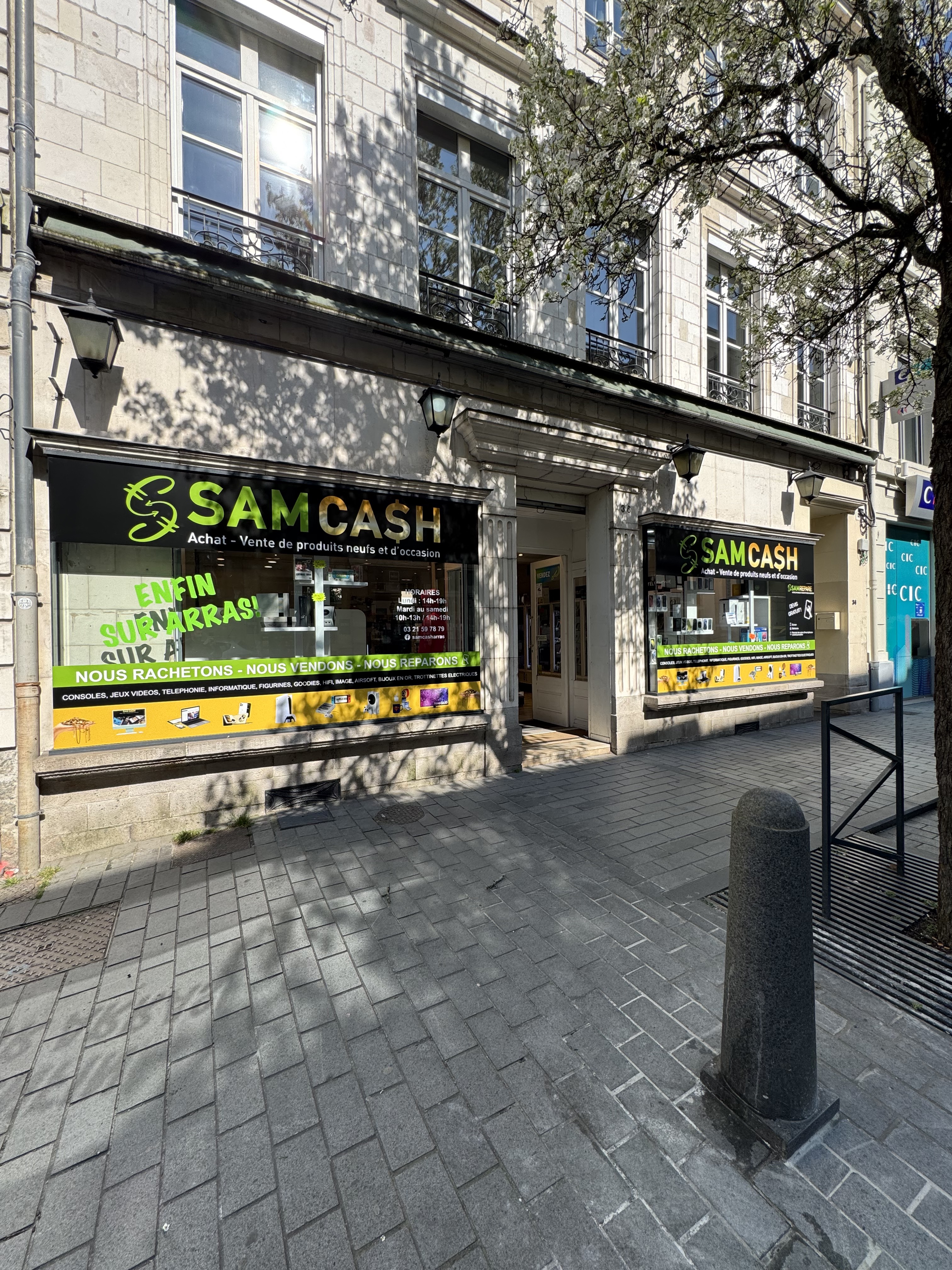 Foto 1 di SAM CASH ARRAS