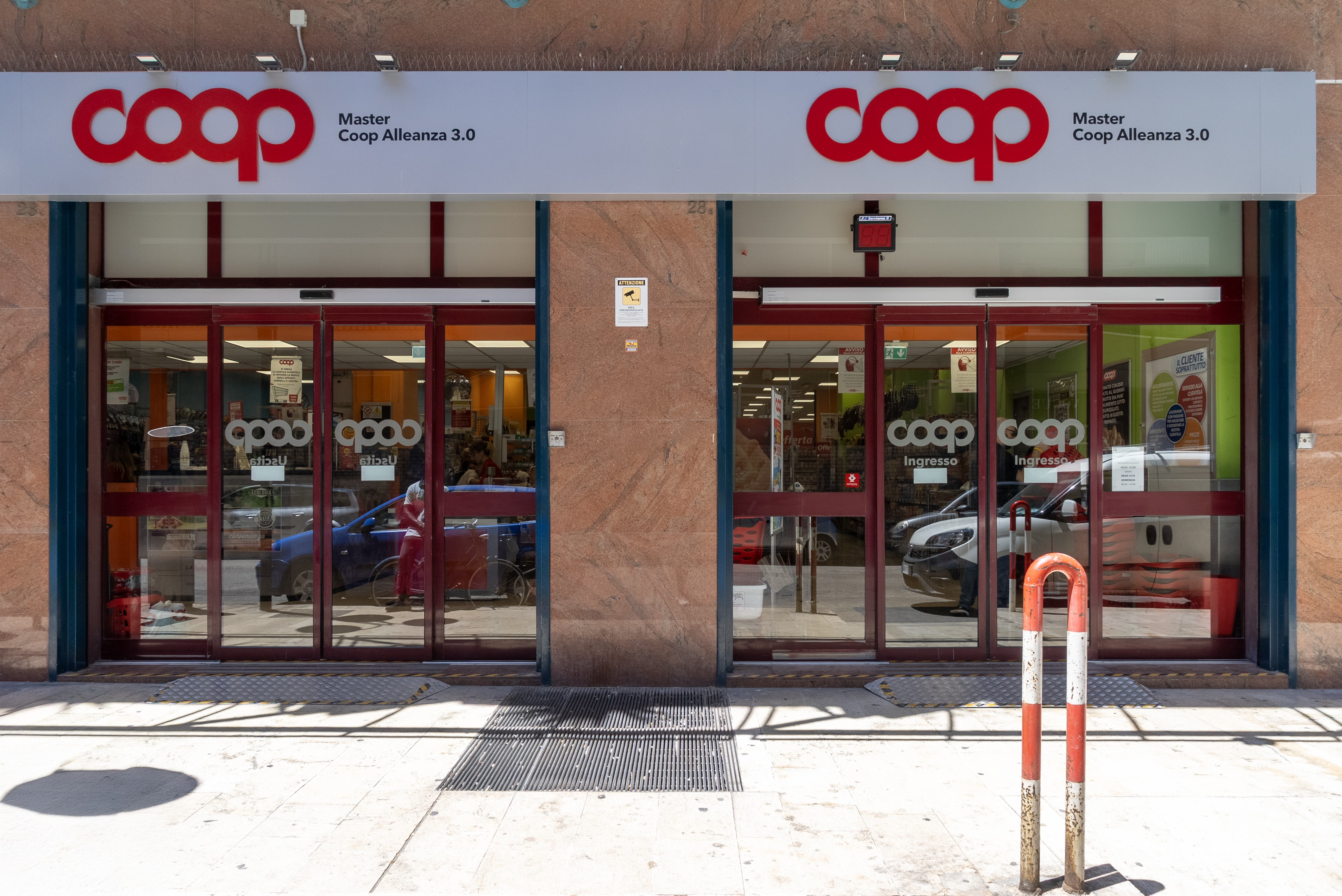 Foto 1 di Coop