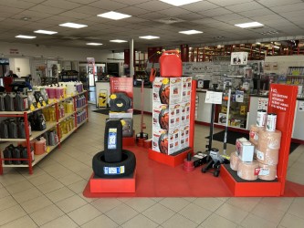 Foto 4 di AD POİDS LOURDS CENTRE-EST CORBAS