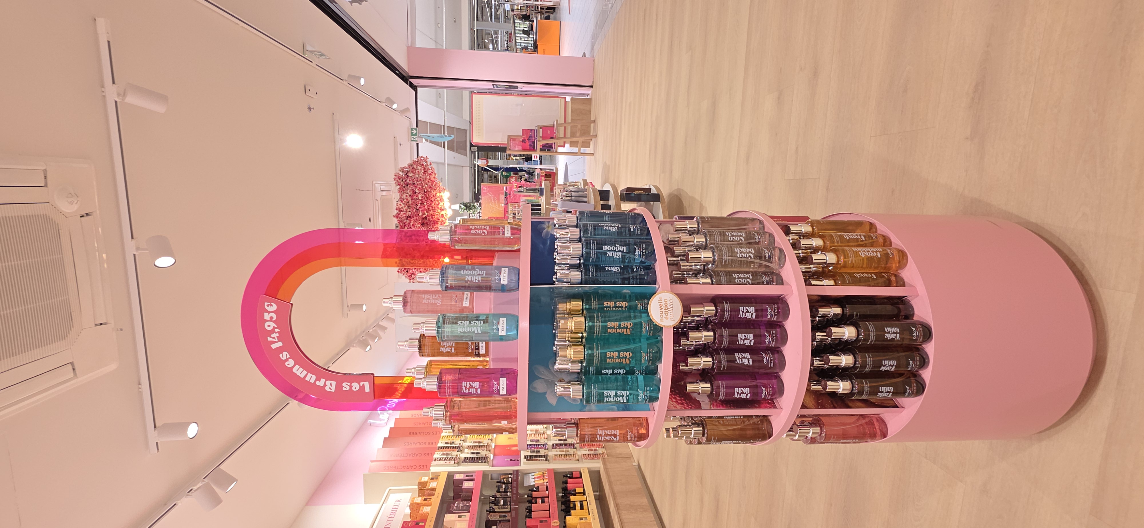Foto 13 di Adopt Parfums
