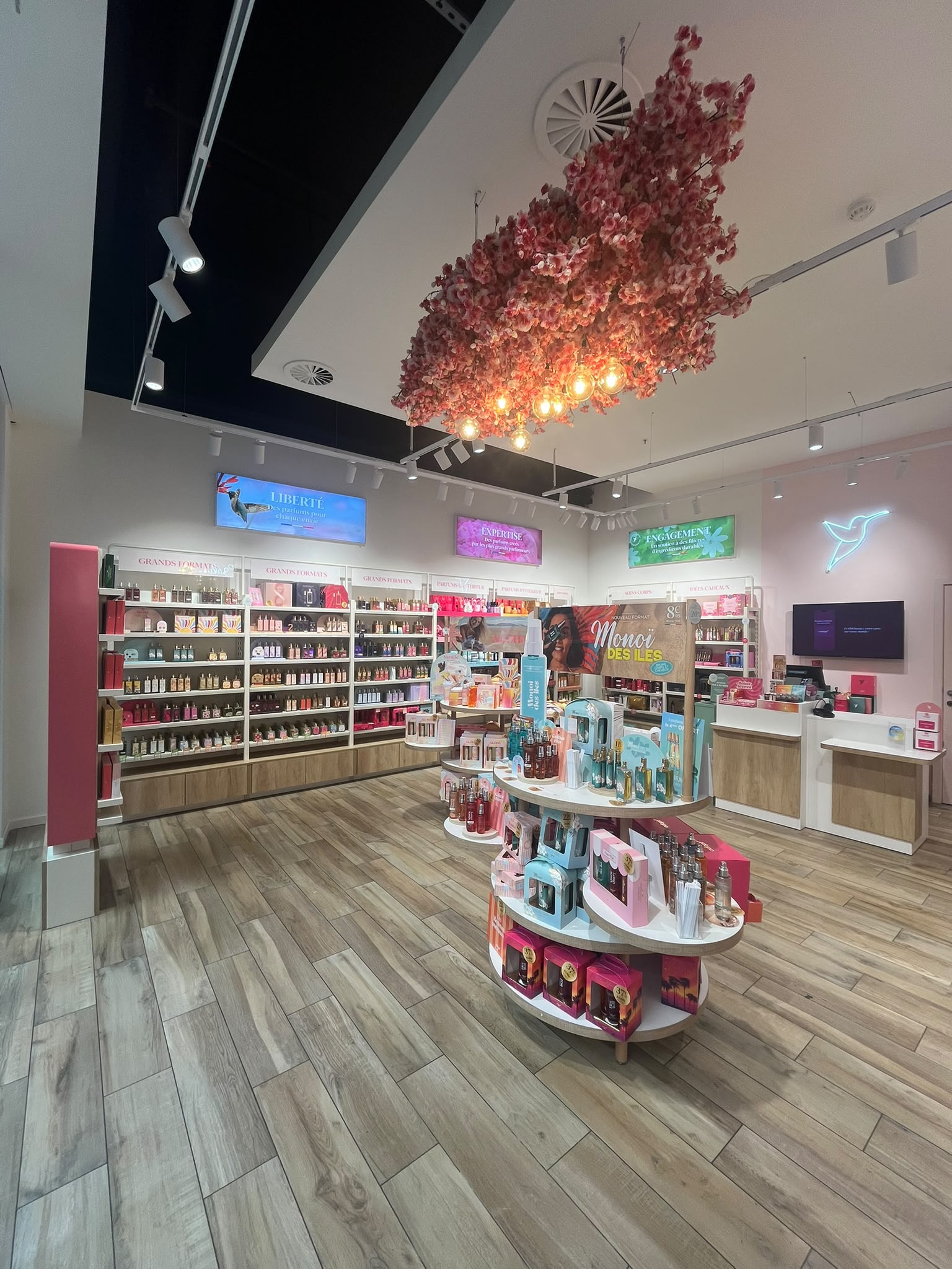 Foto 6 di Adopt Parfums