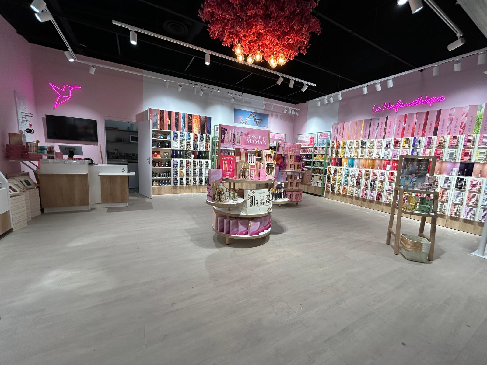Foto 4 di Adopt Parfums