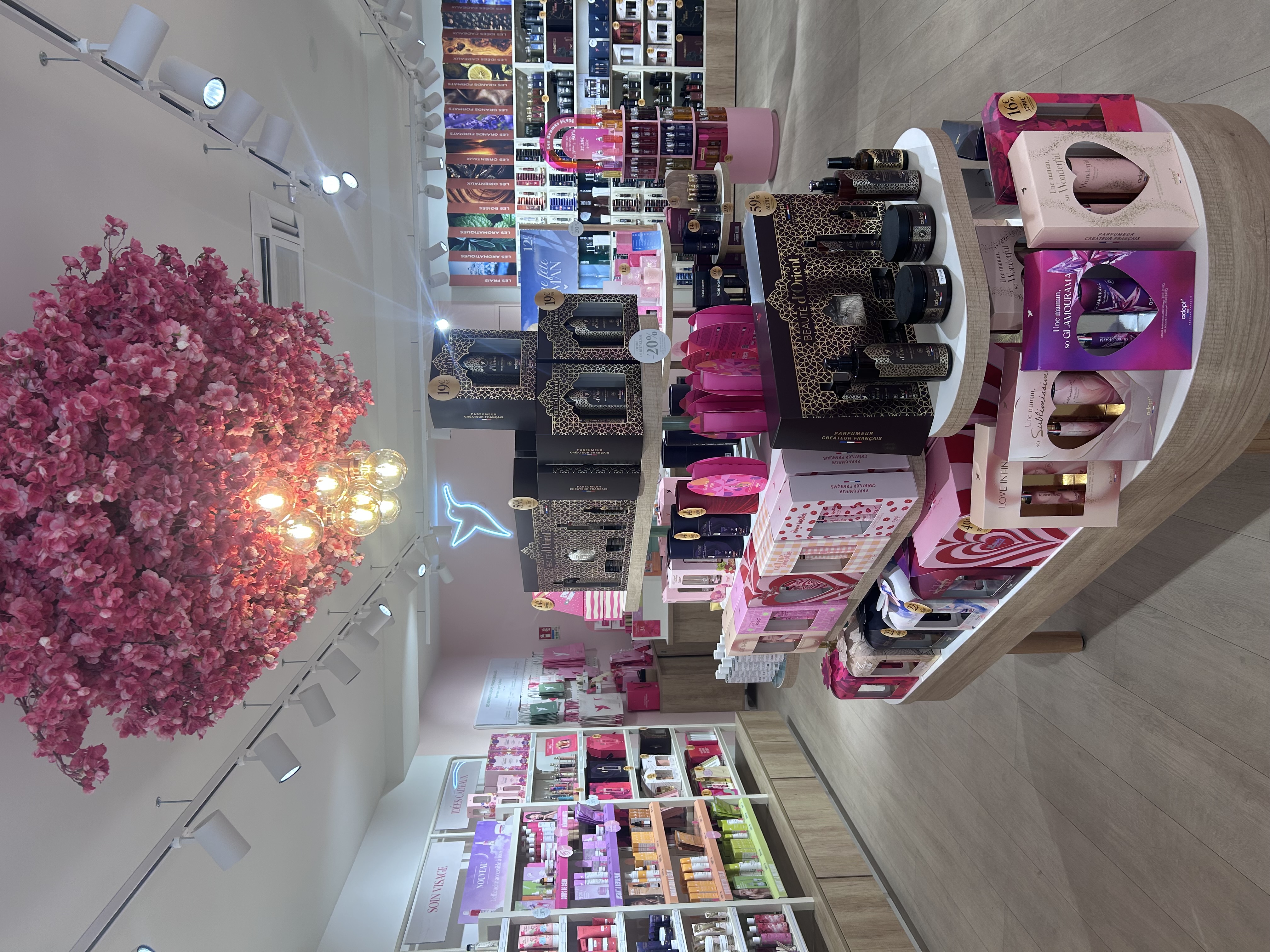 Foto 10 di Adopt Parfums