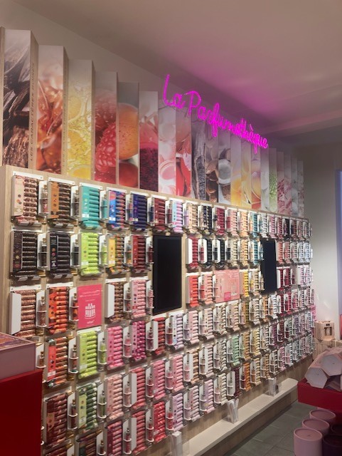 Foto 5 di Adopt Parfums