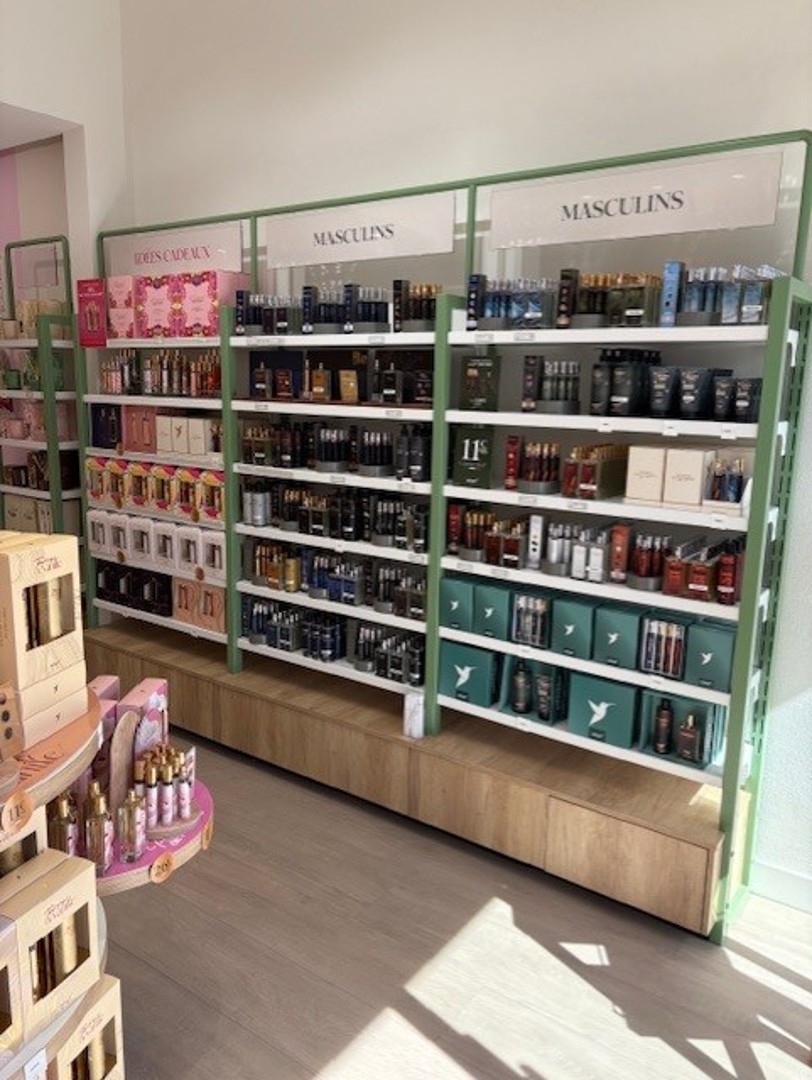 Foto 8 di Adopt Parfums