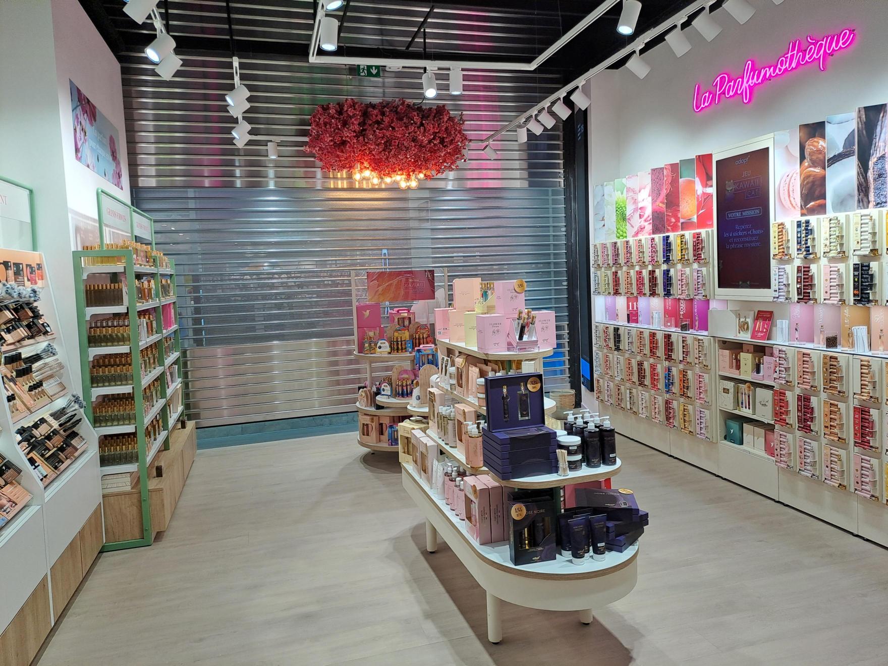 Foto 9 di Adopt Parfums