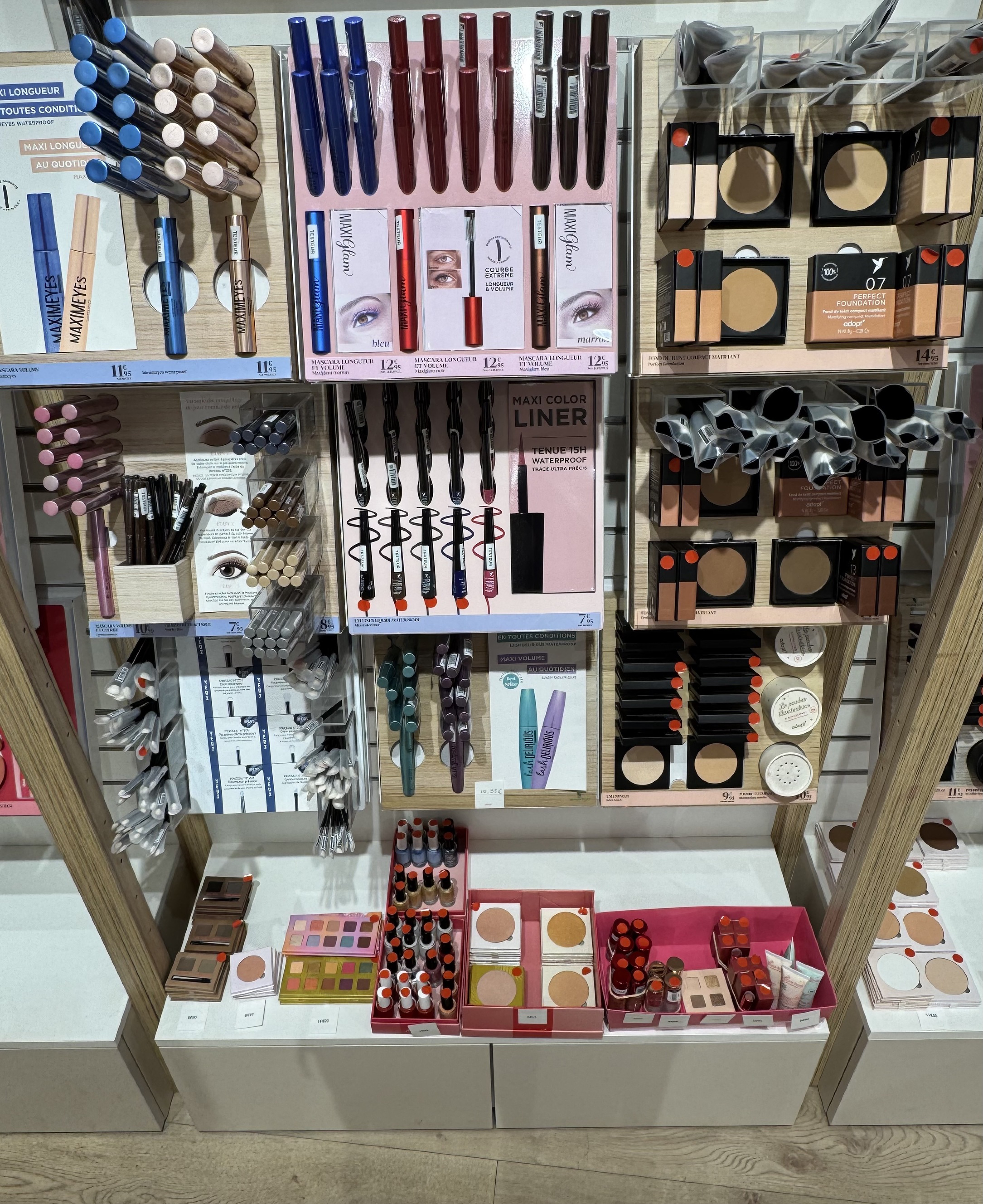 Foto 8 di Adopt Parfums