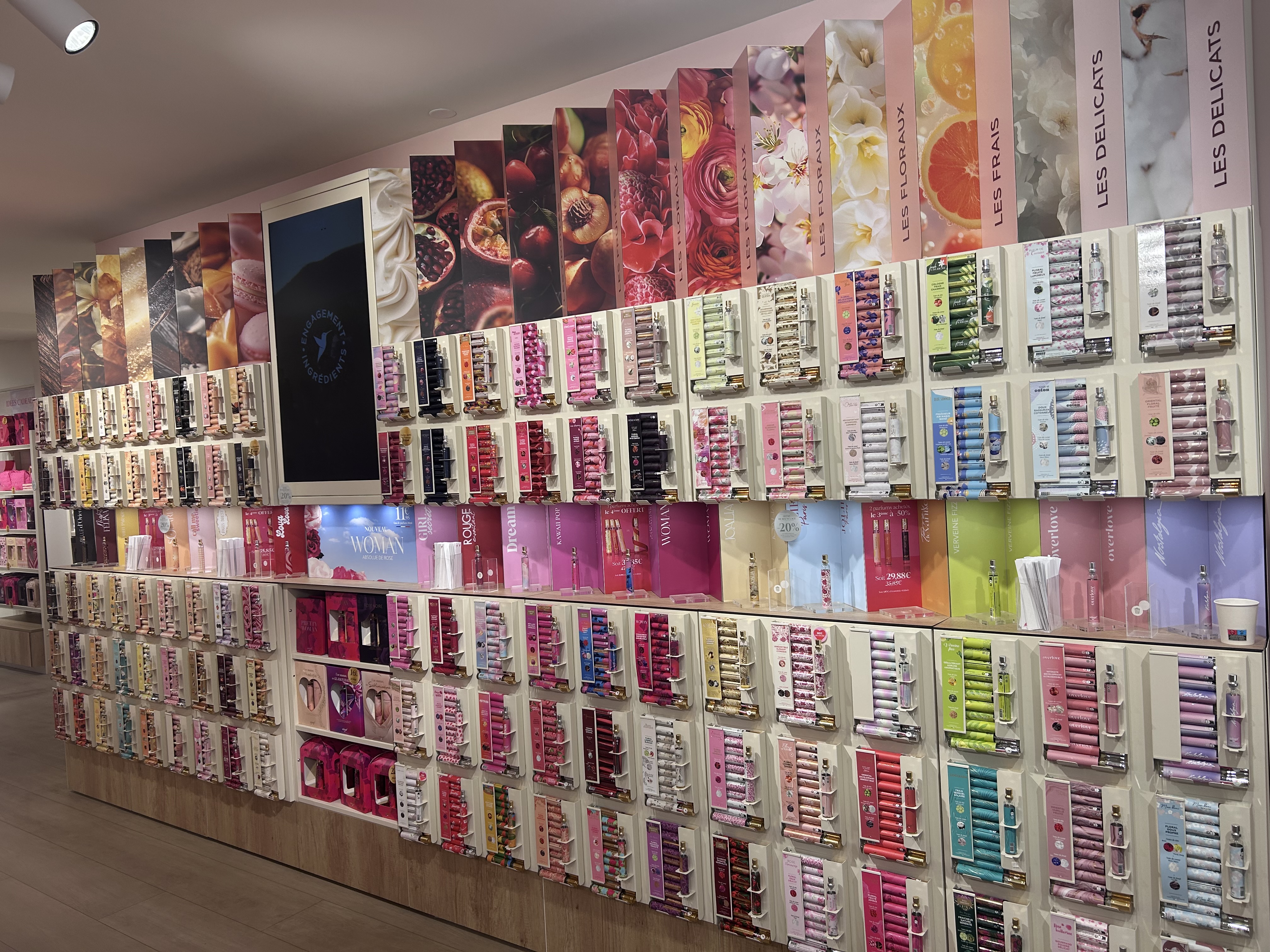 Foto 9 di Adopt Parfums