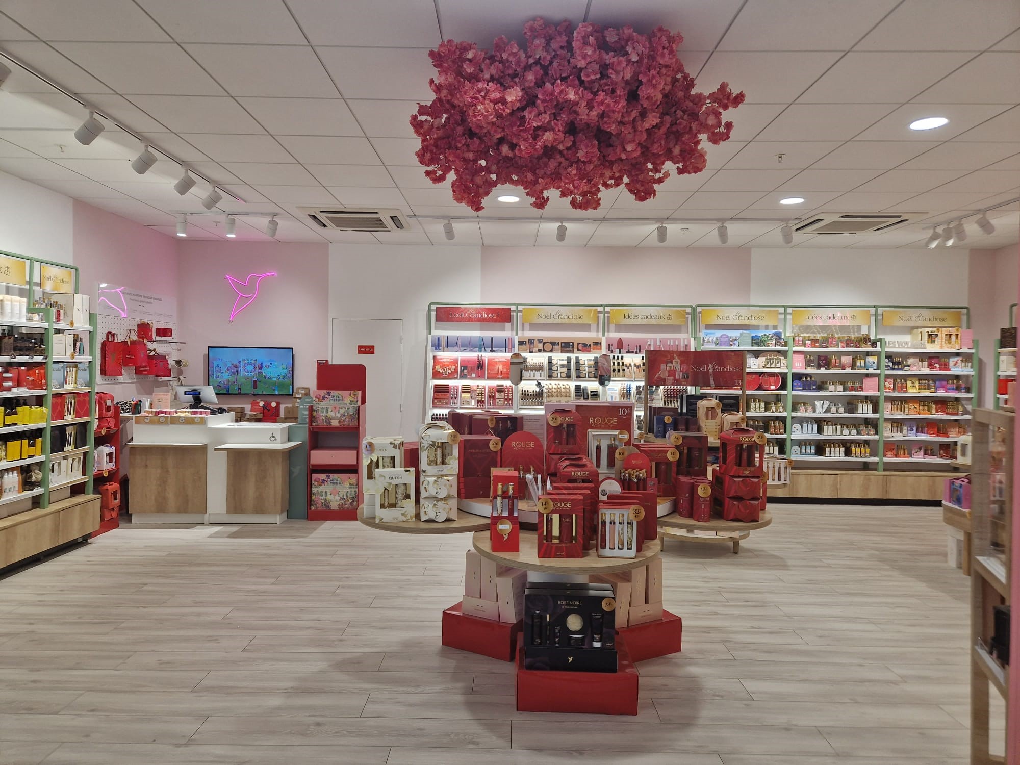Foto 7 di Adopt Parfums