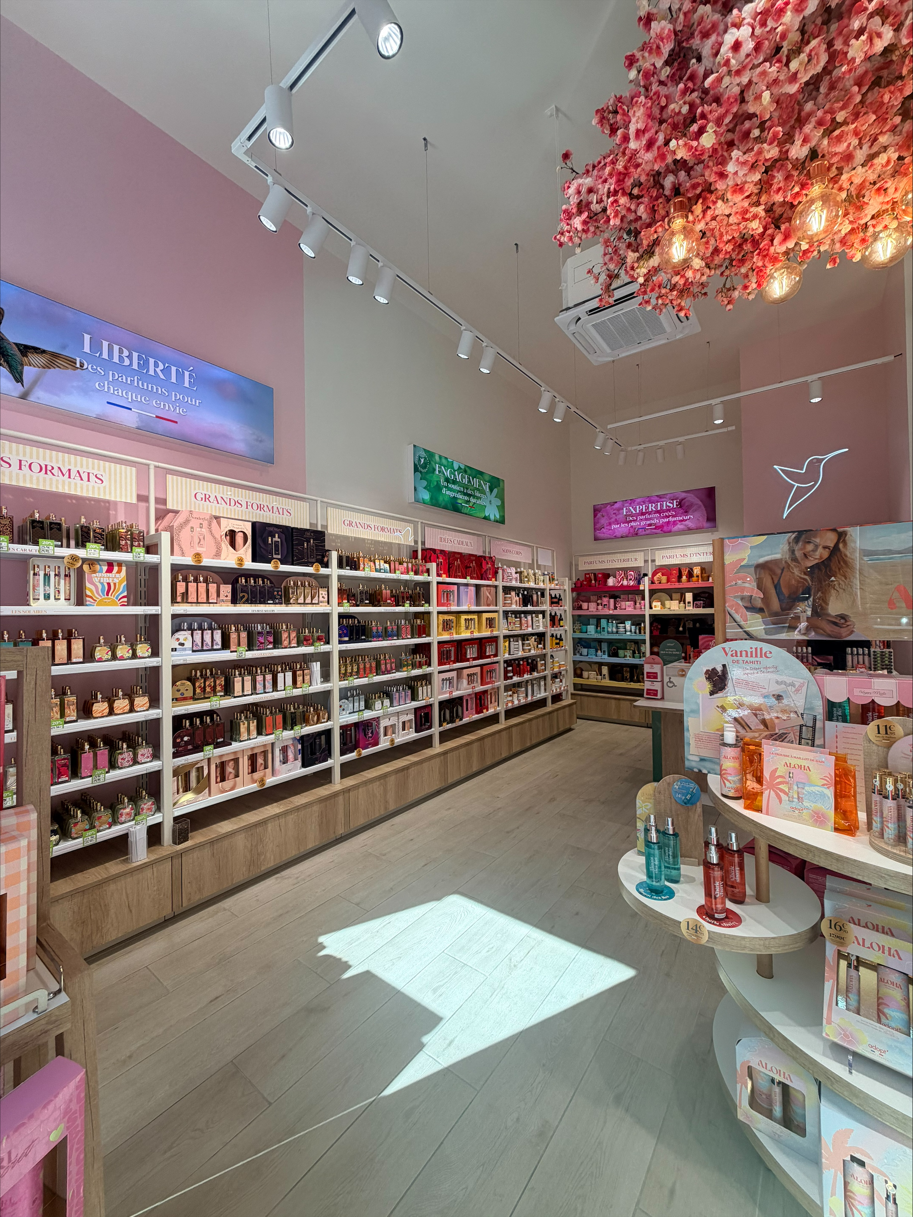 Foto 5 di Adopt Parfums