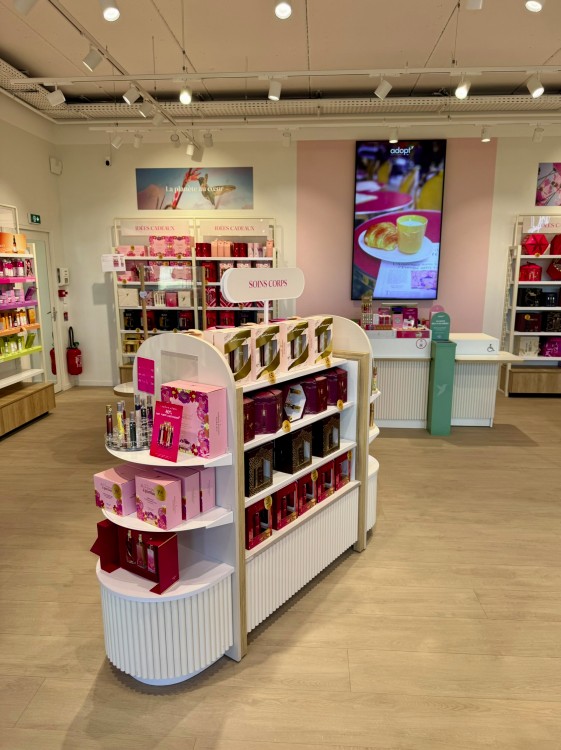 Foto 7 di Adopt Parfums