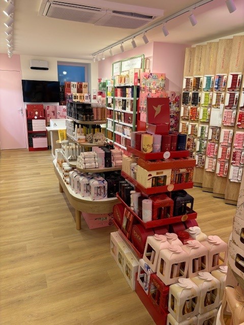 Foto 7 di Adopt Parfums