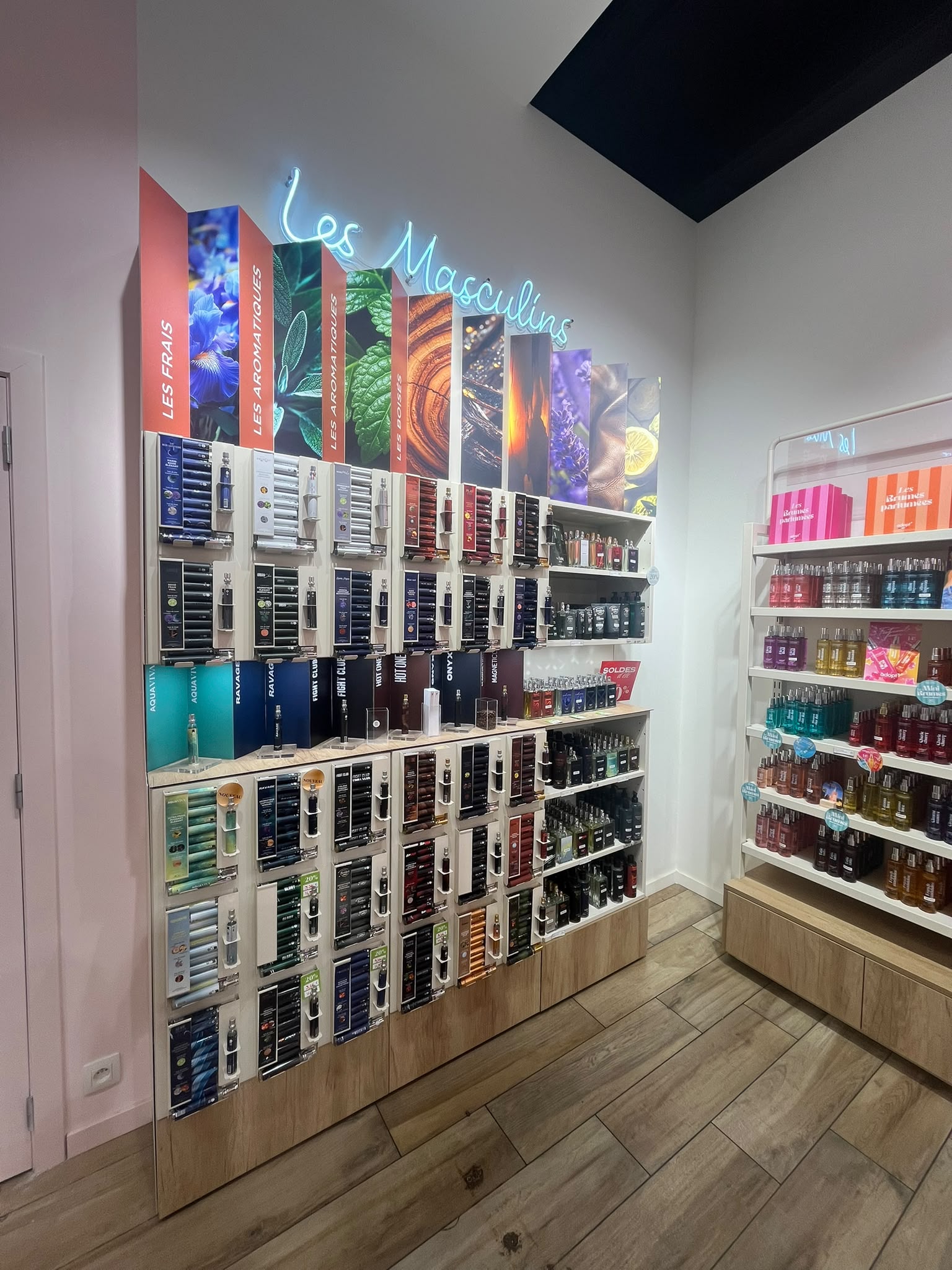 Foto 5 di Adopt Parfums