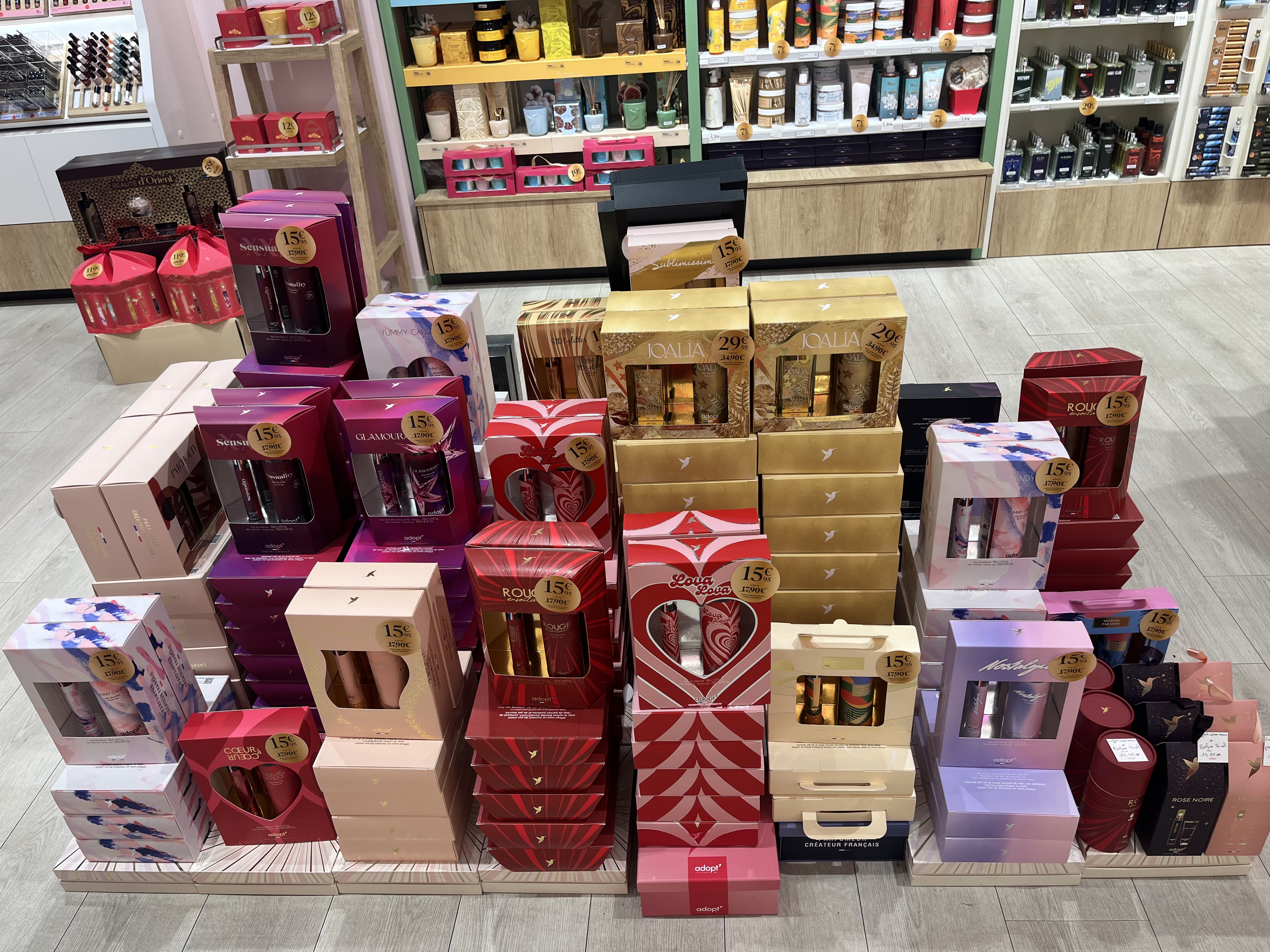 Foto 5 di Adopt Parfums