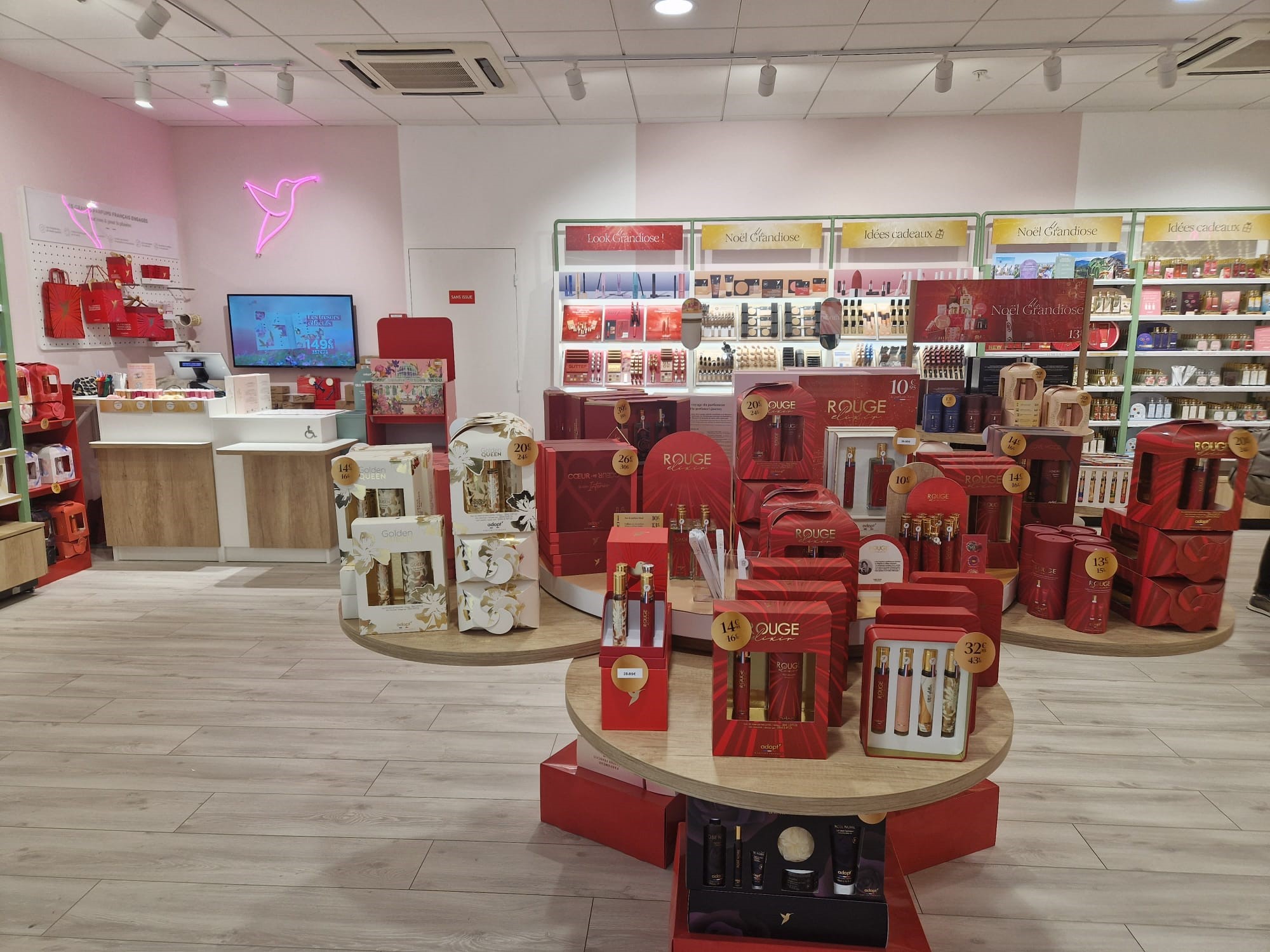 Foto 4 di Adopt Parfums