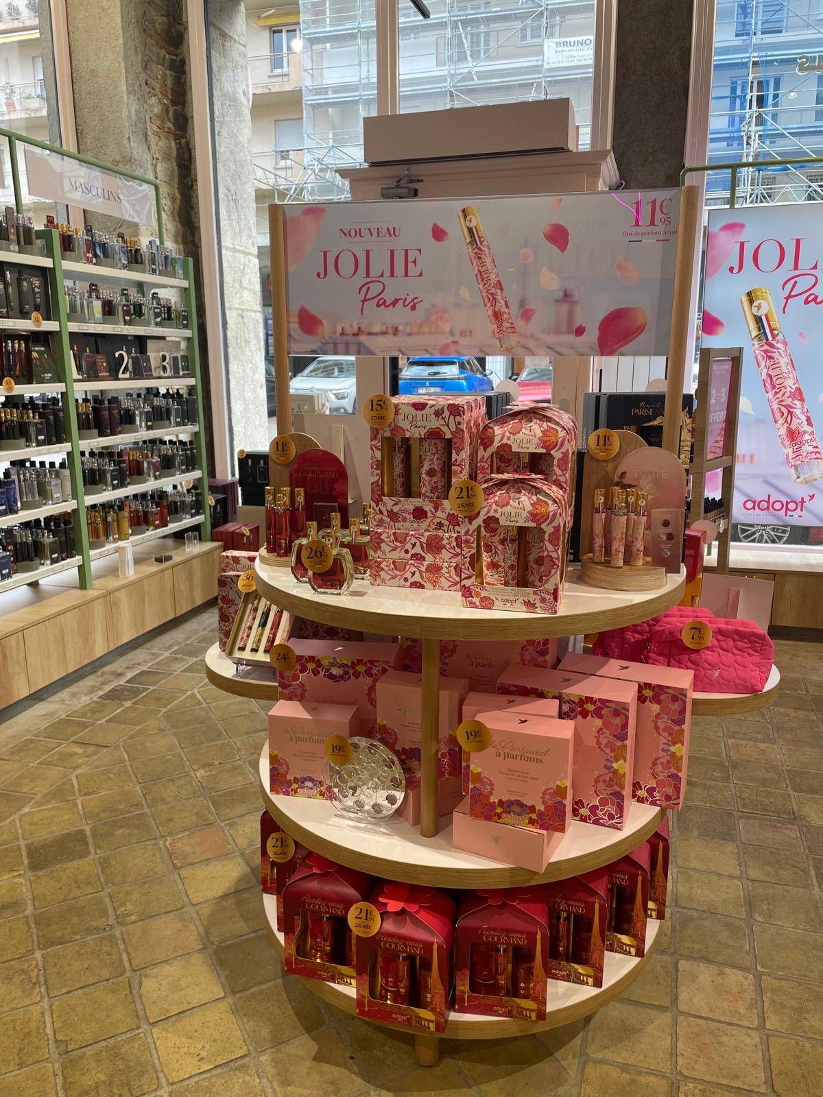 Foto 12 di Adopt Parfums