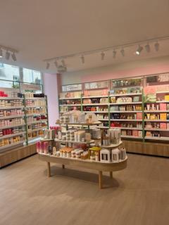 Foto 3 di Adopt Parfums
