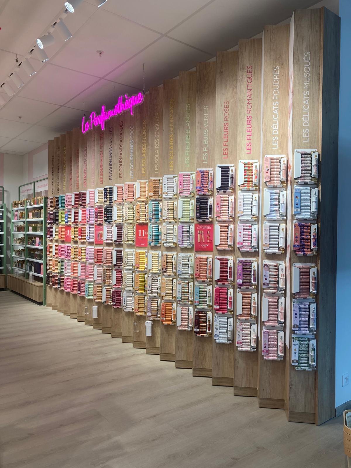 Foto 9 di Adopt Parfums