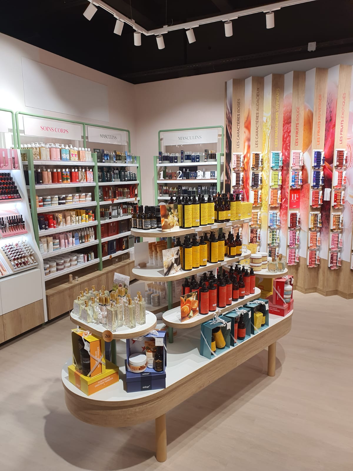 Foto 3 di Adopt Parfums