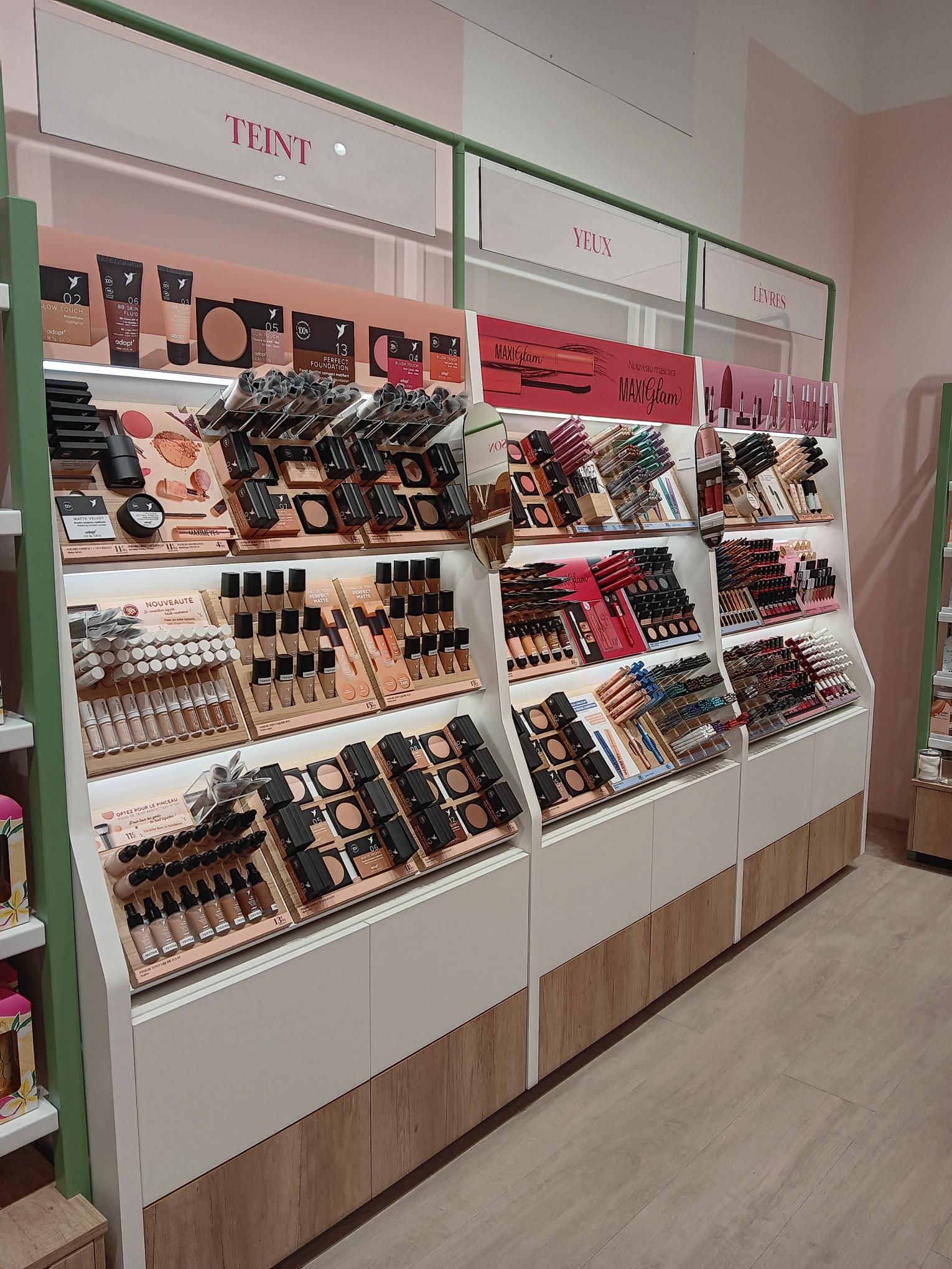 Foto 6 di Adopt Parfums