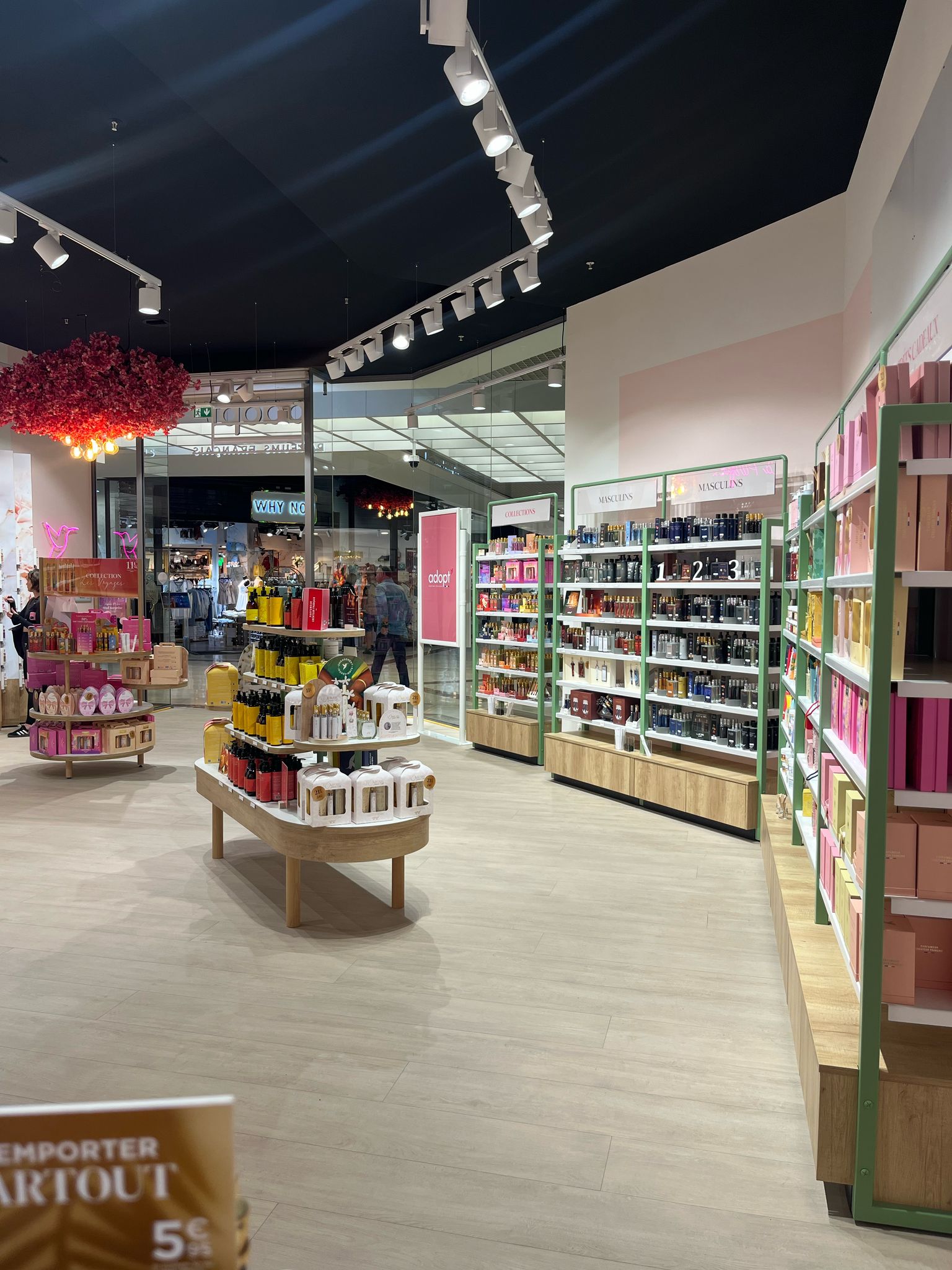 Foto 6 di Adopt Parfums