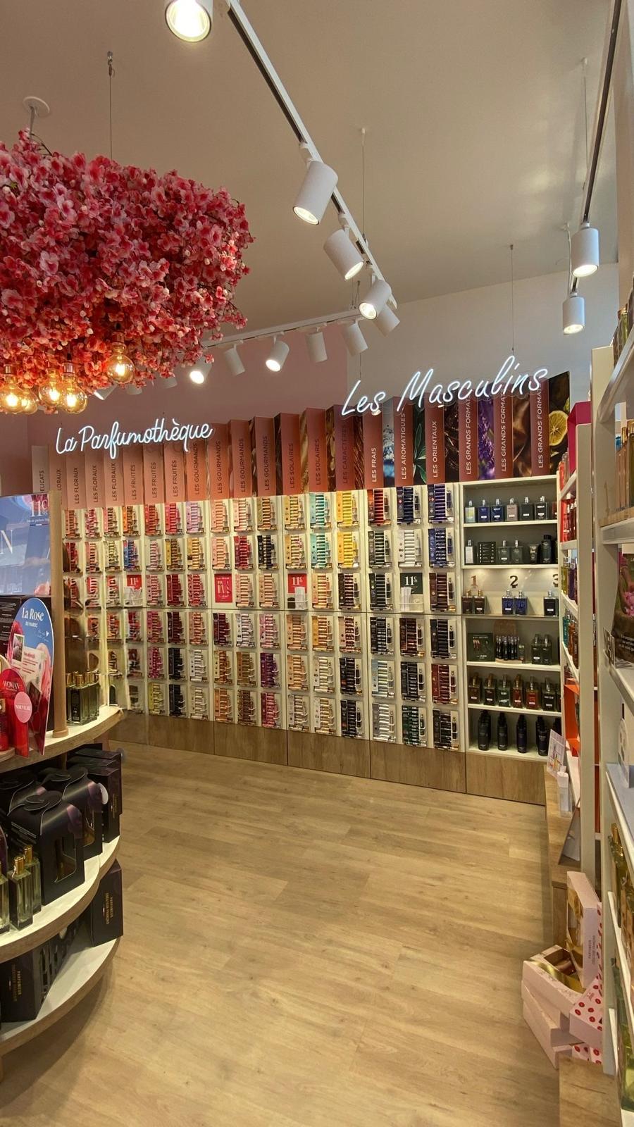 Foto 4 di Adopt Parfums