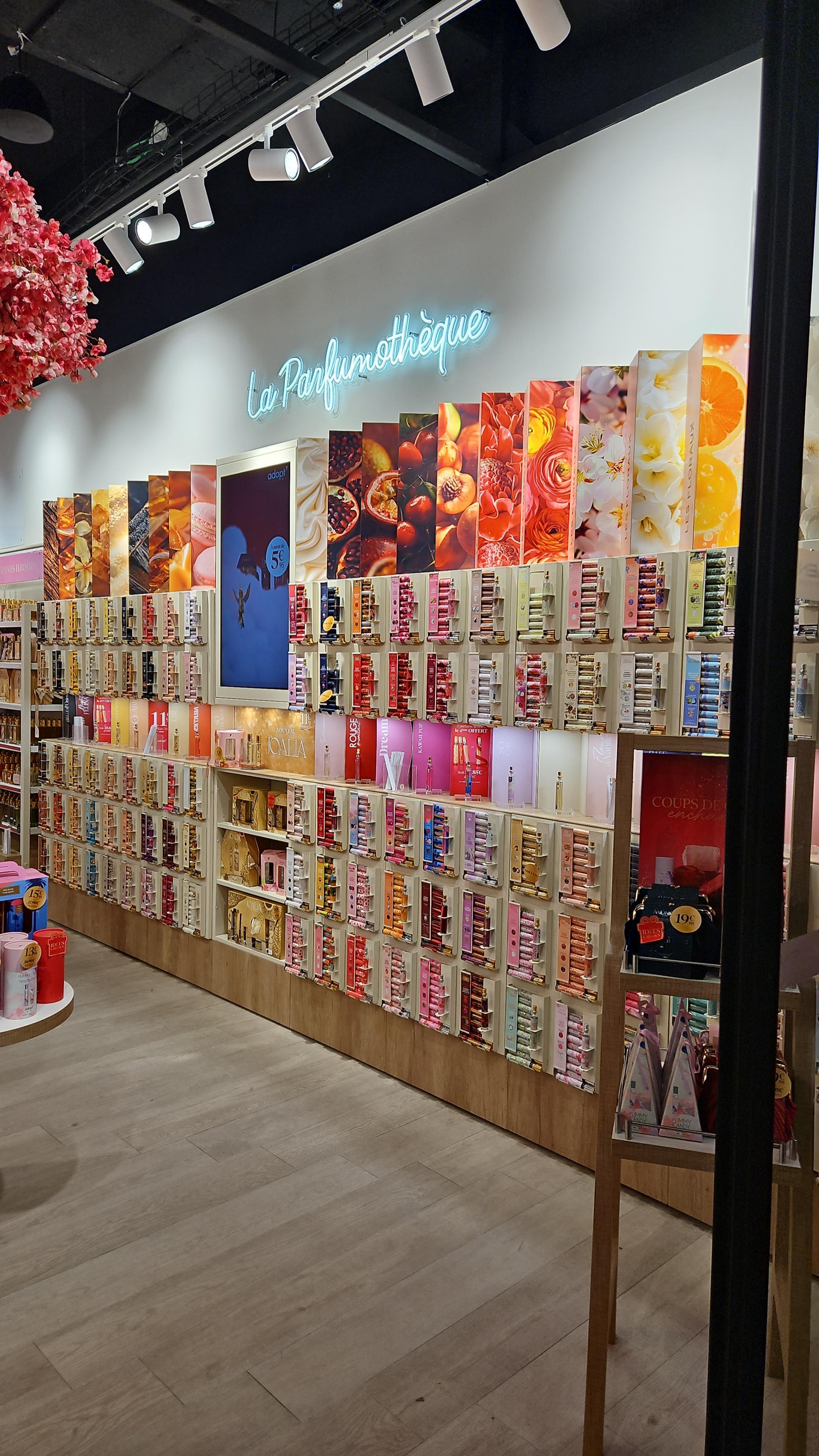 Foto 8 di Adopt Parfums