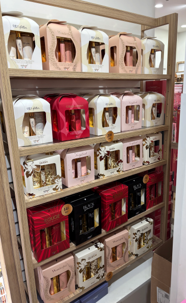 Foto 8 di Adopt Parfums