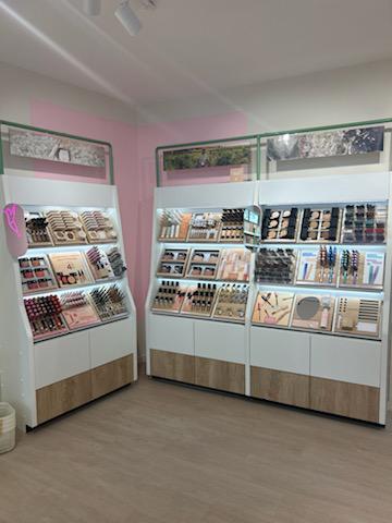 Foto 2 di Adopt Parfums