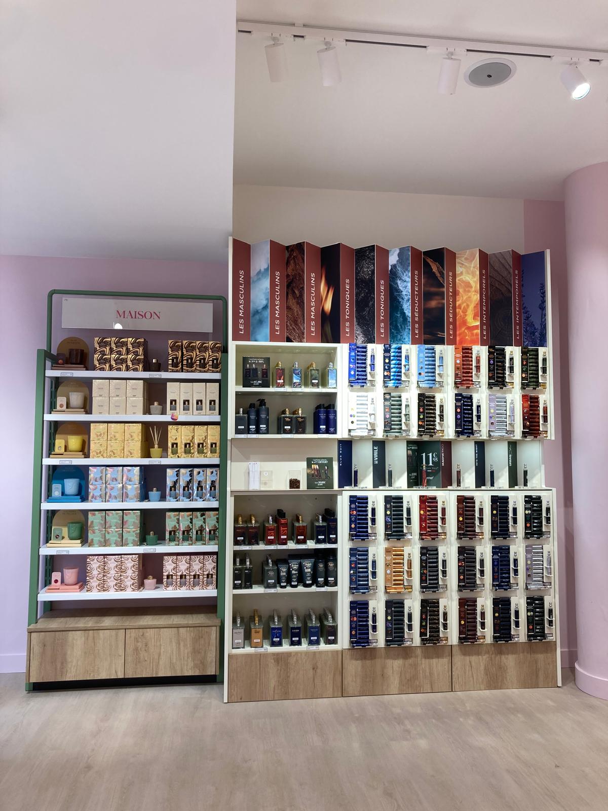 Foto 11 di Adopt Parfums
