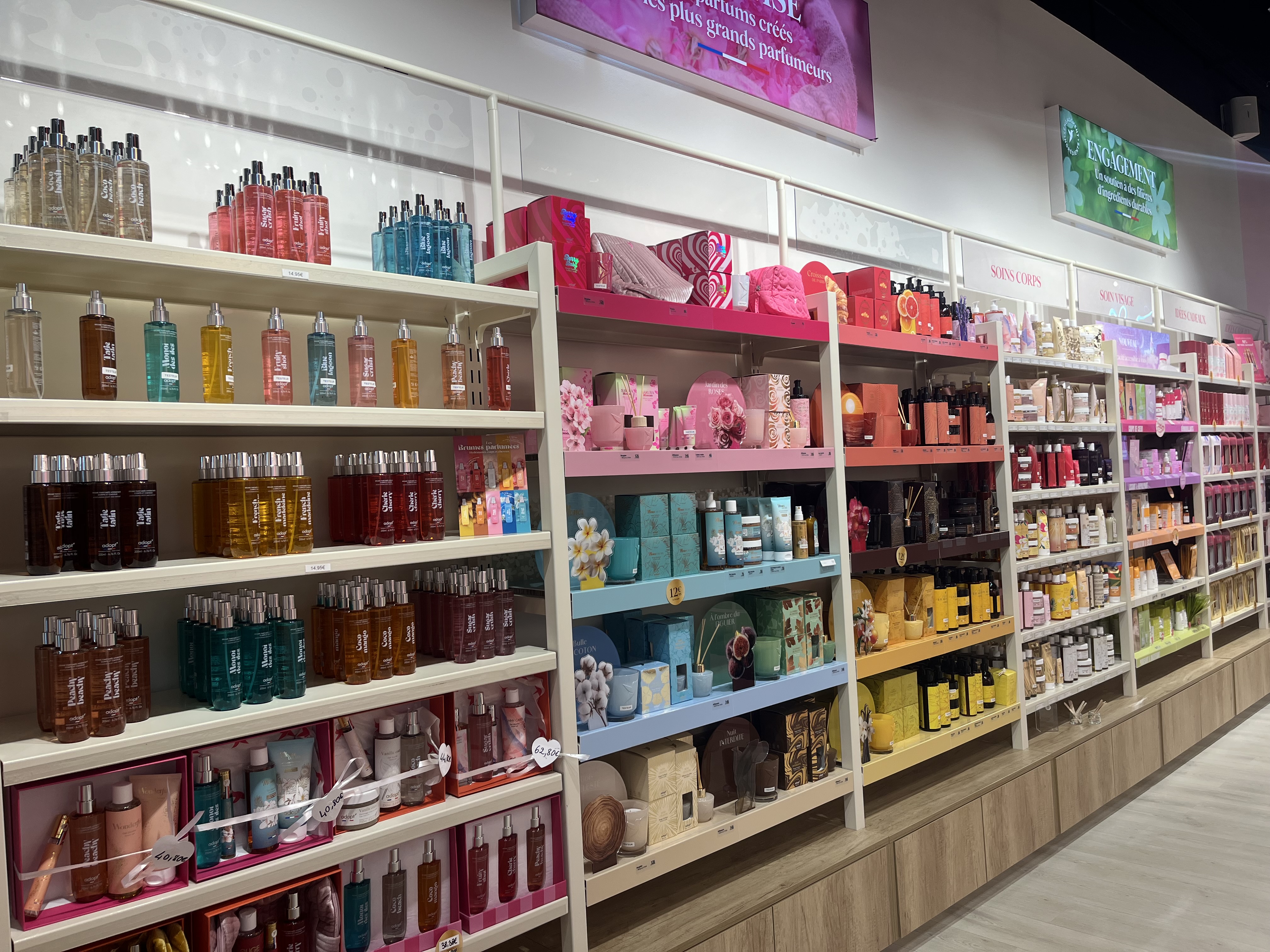 Foto 7 di Adopt Parfums