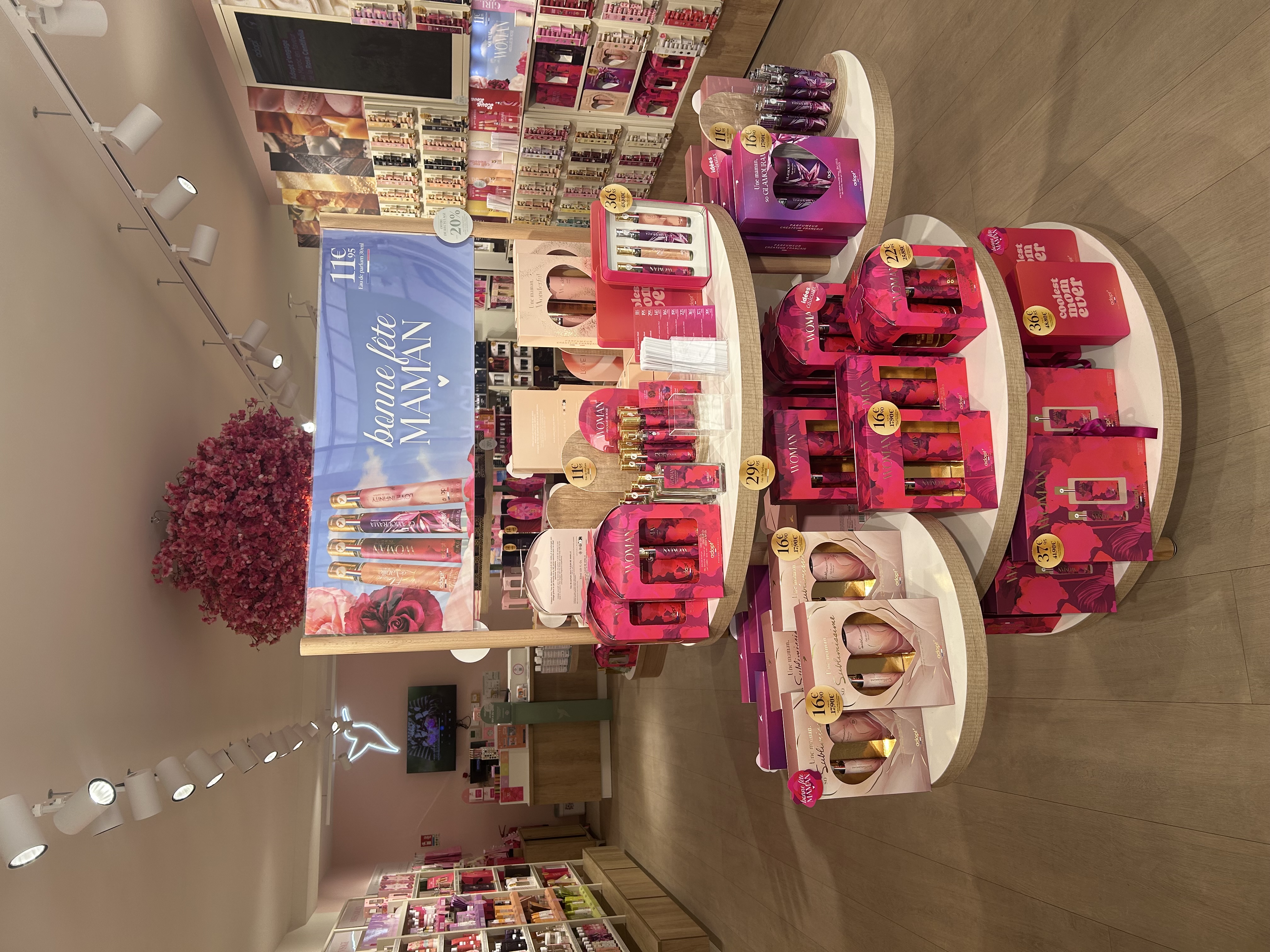 Foto 6 di Adopt Parfums
