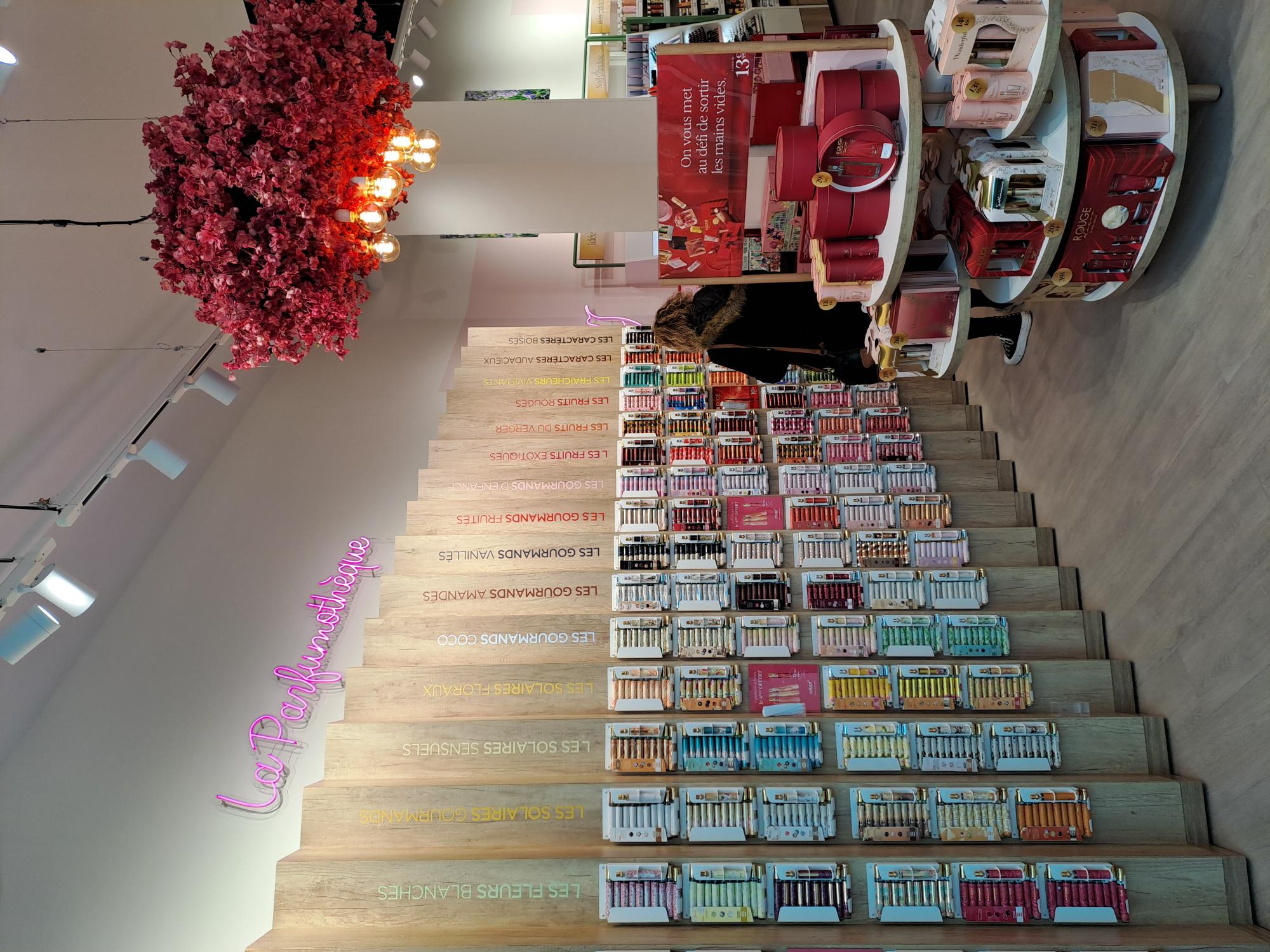 Foto 4 di Adopt Parfums