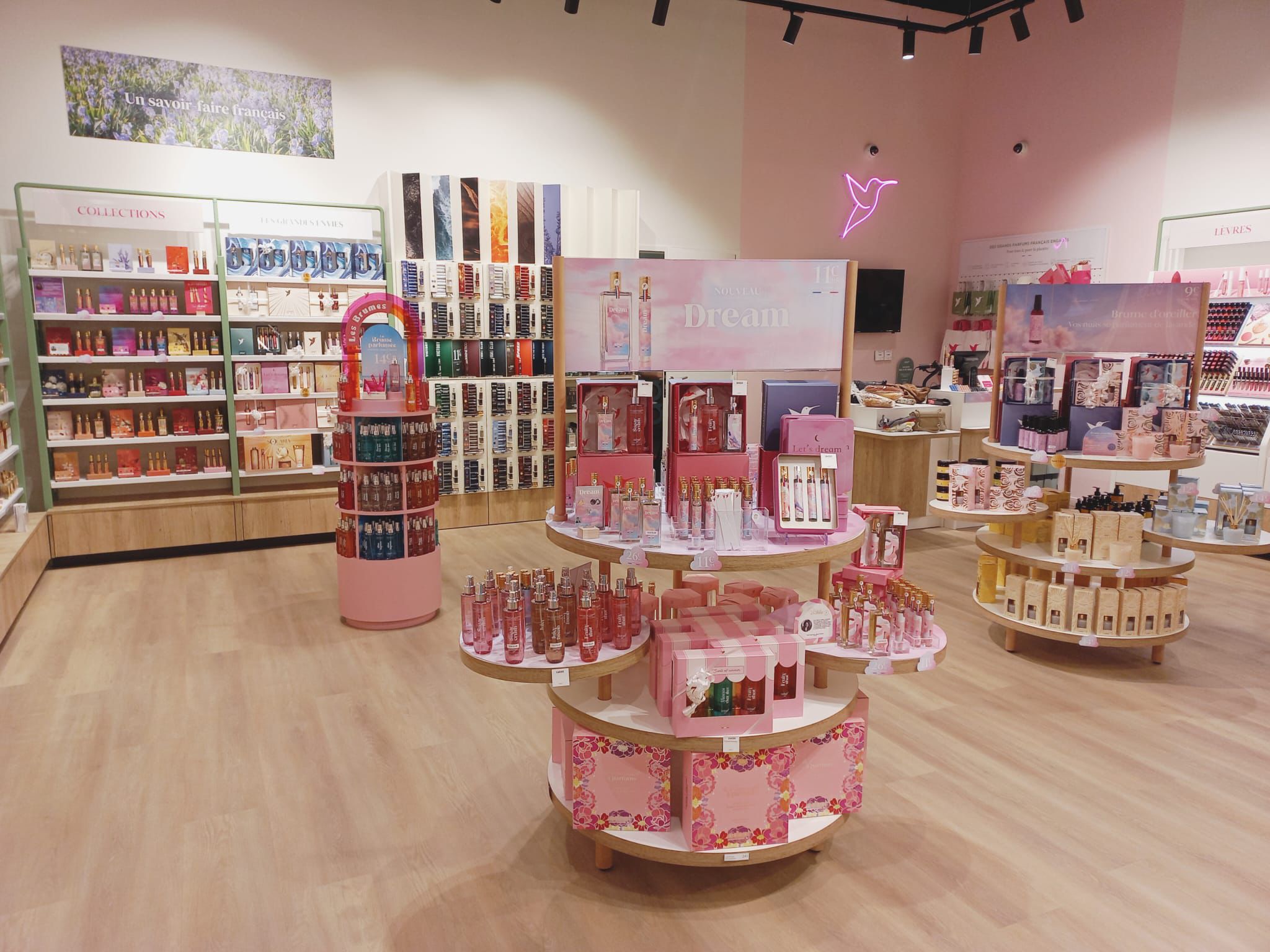 Foto 13 di Adopt Parfums
