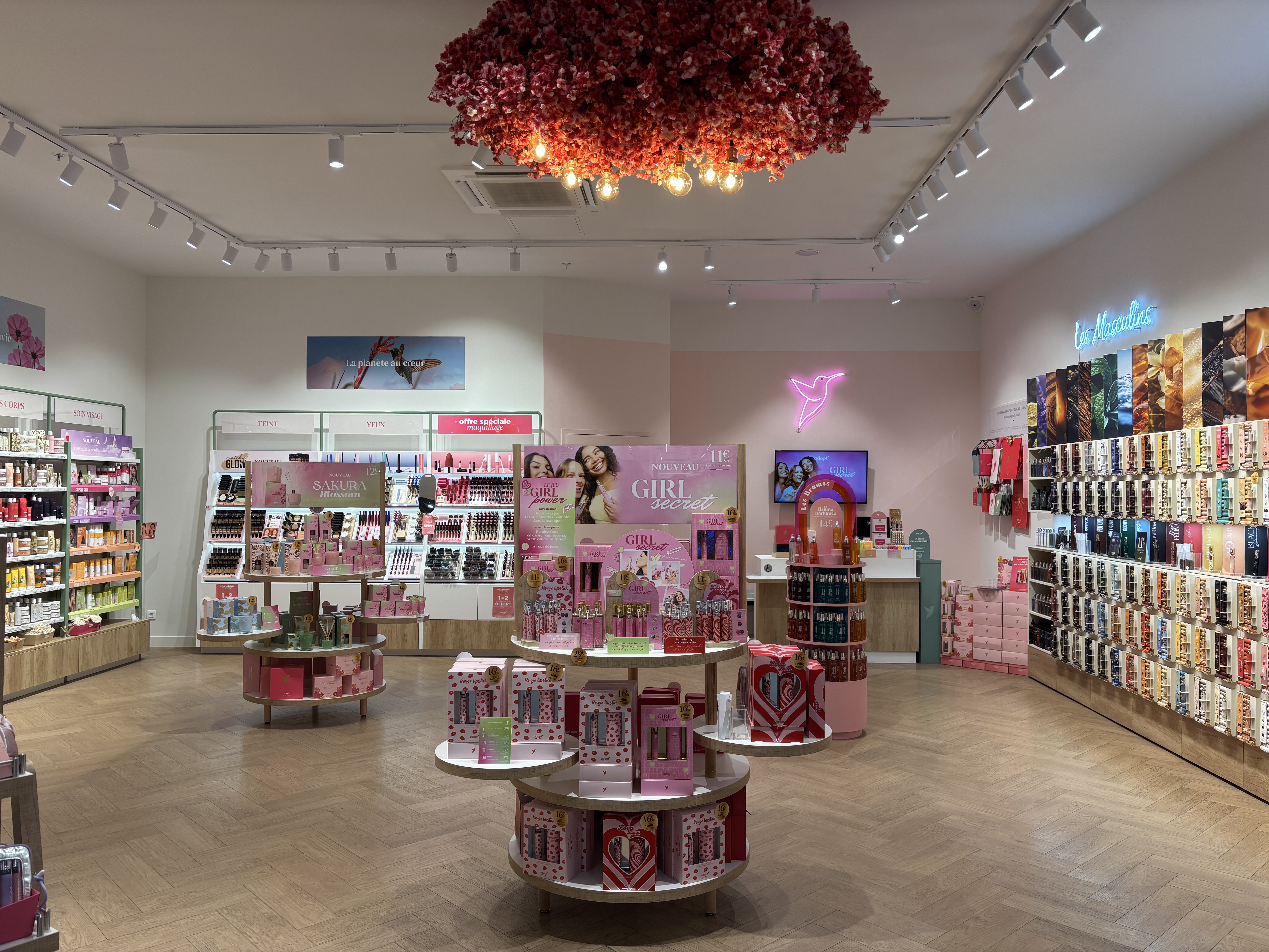 Foto 4 di Adopt Parfums
