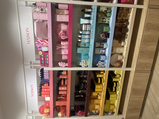 Foto 5 di Adopt Parfums