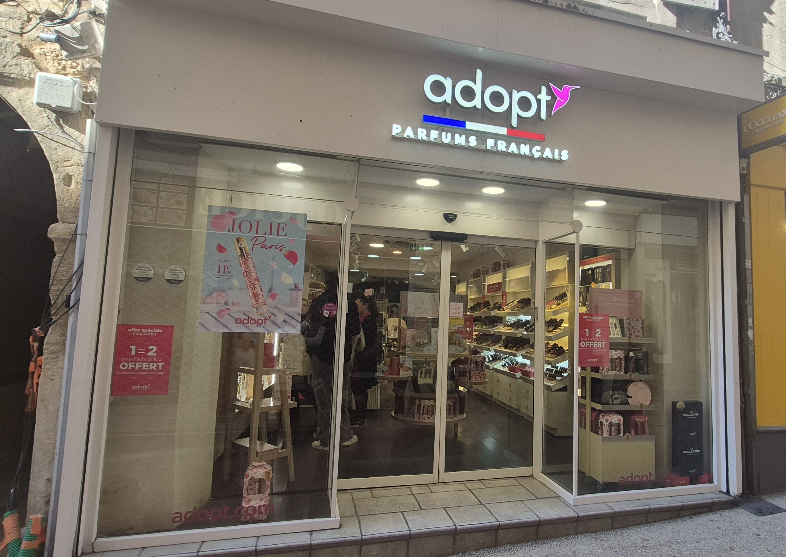 Foto 1 di Adopt Parfums