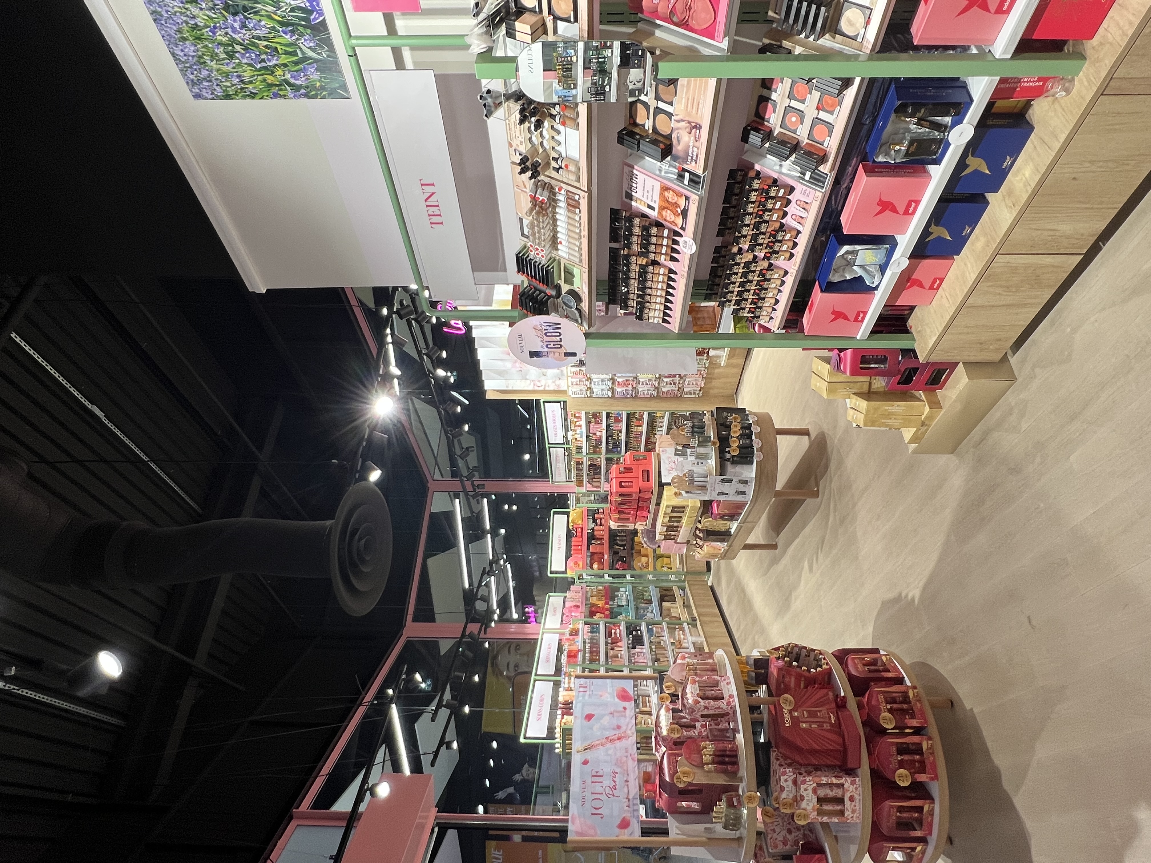 Foto 7 de Adopt Parfums