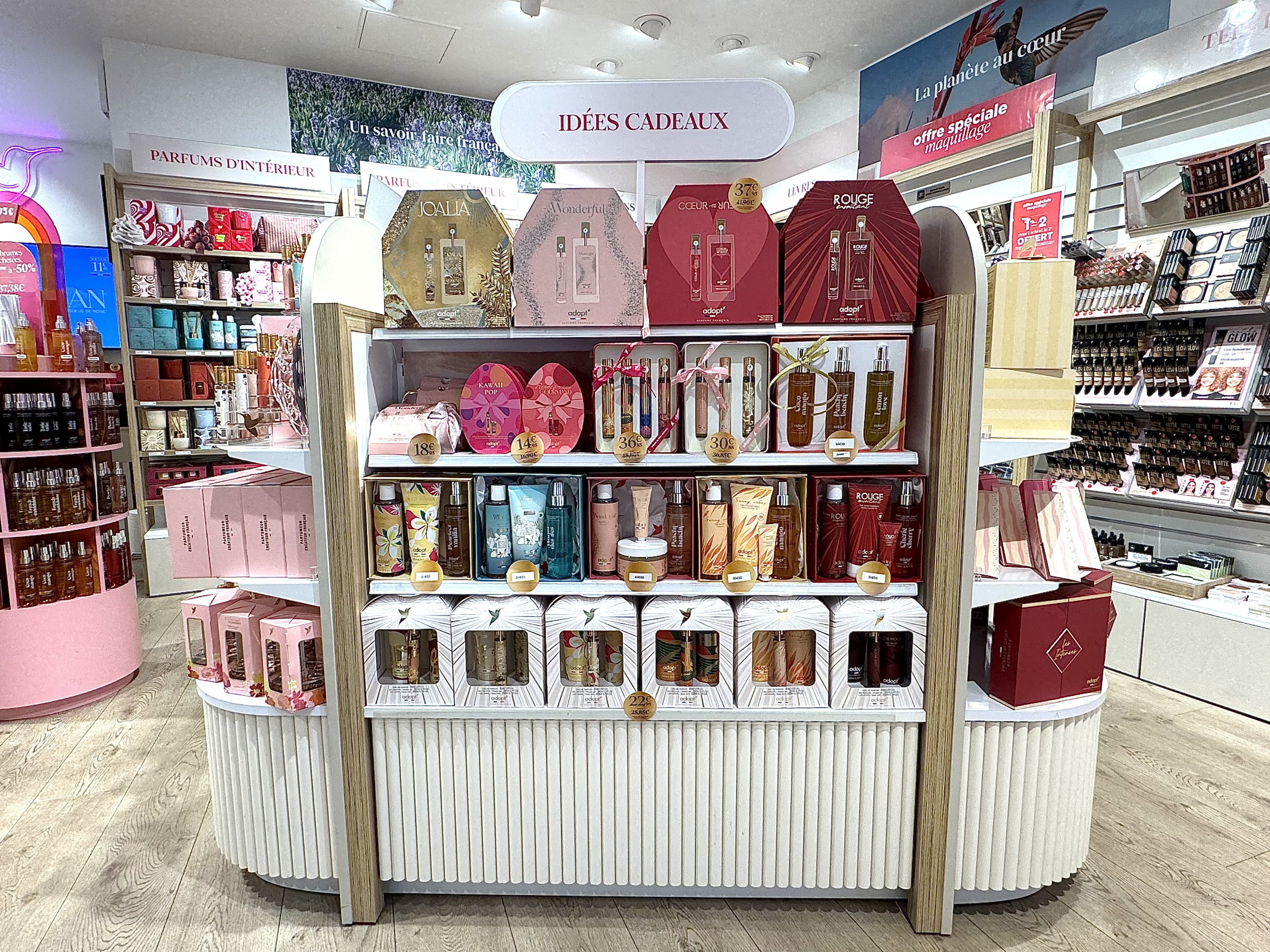 Foto 21 di Adopt Parfums