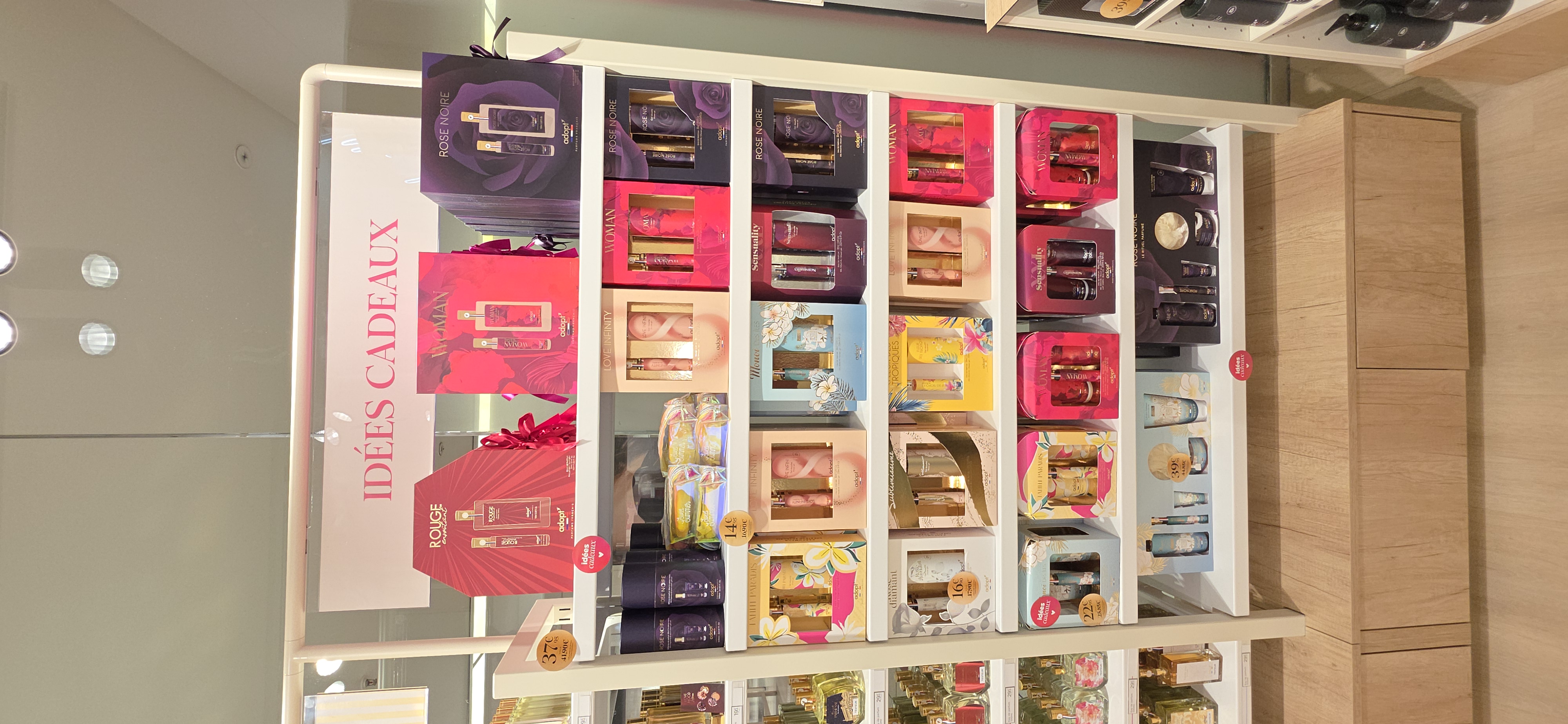 Foto 6 di Adopt Parfums