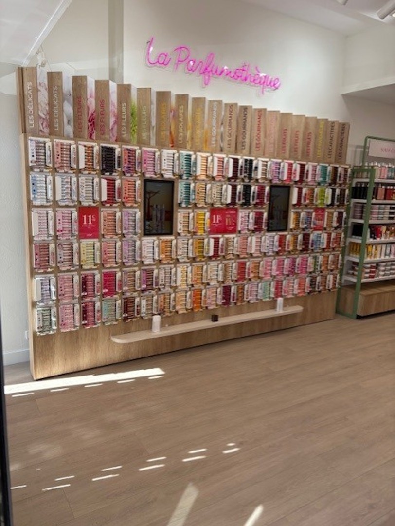 Foto 6 di Adopt Parfums