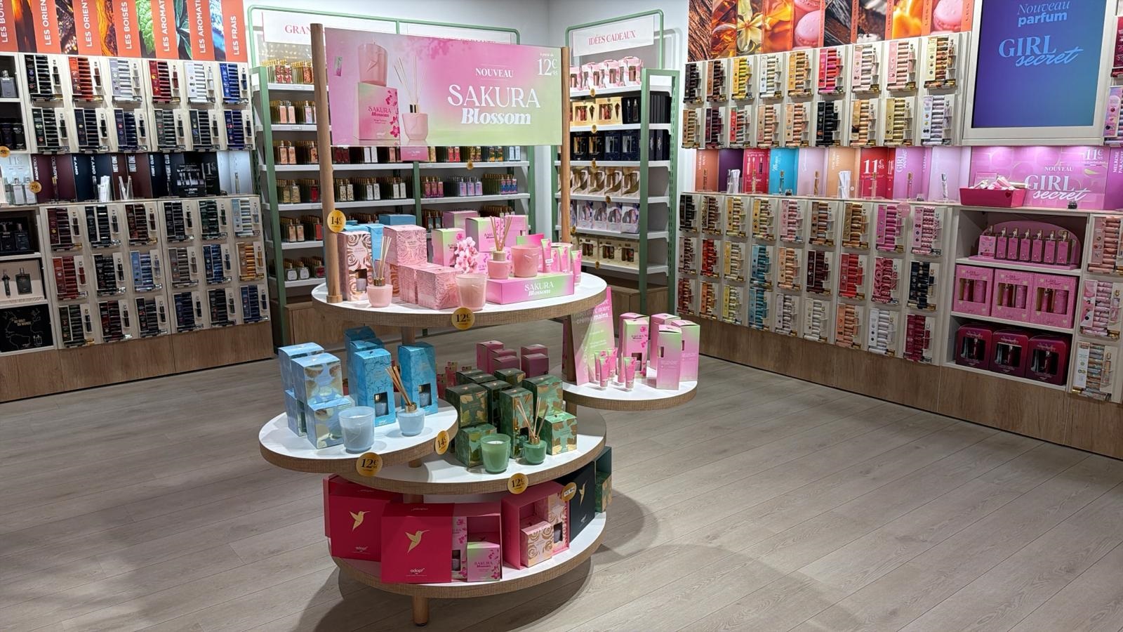 Foto 5 di Adopt Parfums