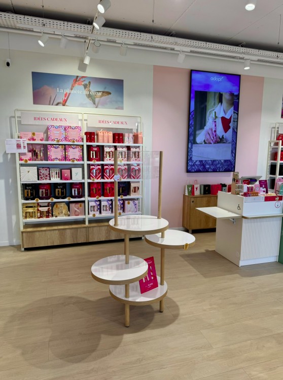 Foto 4 di Adopt Parfums