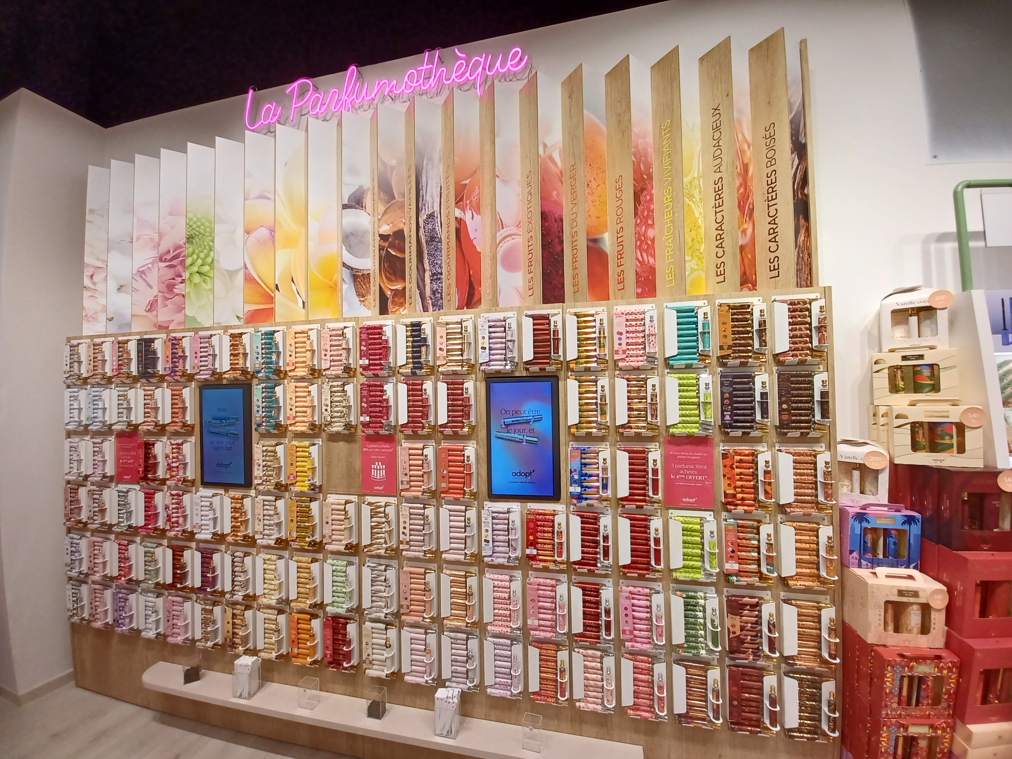 Foto 11 di Adopt Parfums