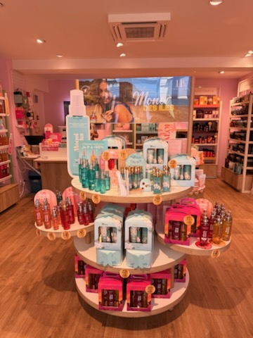Foto 5 di Adopt Parfums